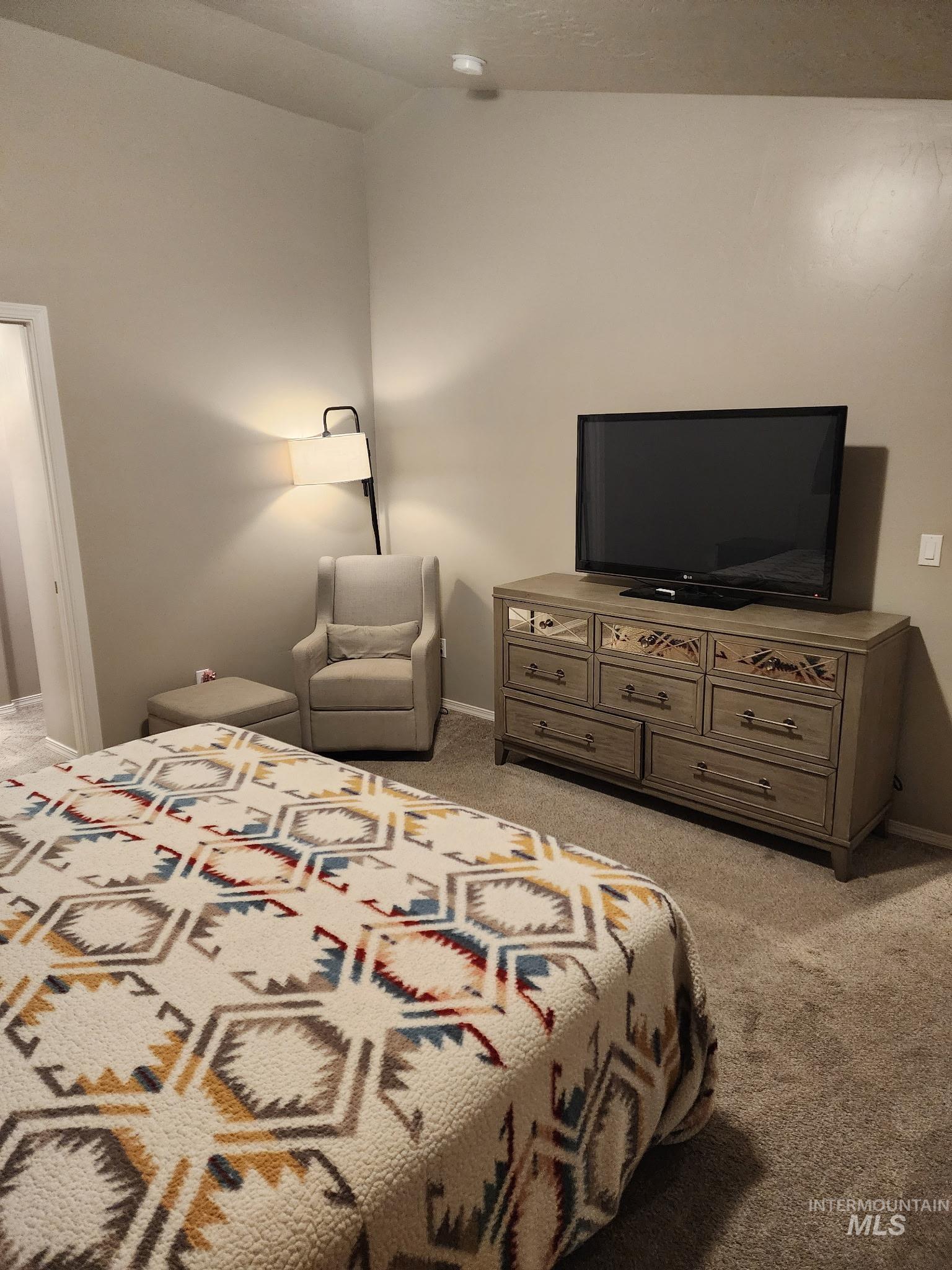 1124 N Ryde, Kuna, Idaho 83634, 3 Bedrooms, 2 Bathrooms, Residential For Sale, Price $433,900,MLS 98967086