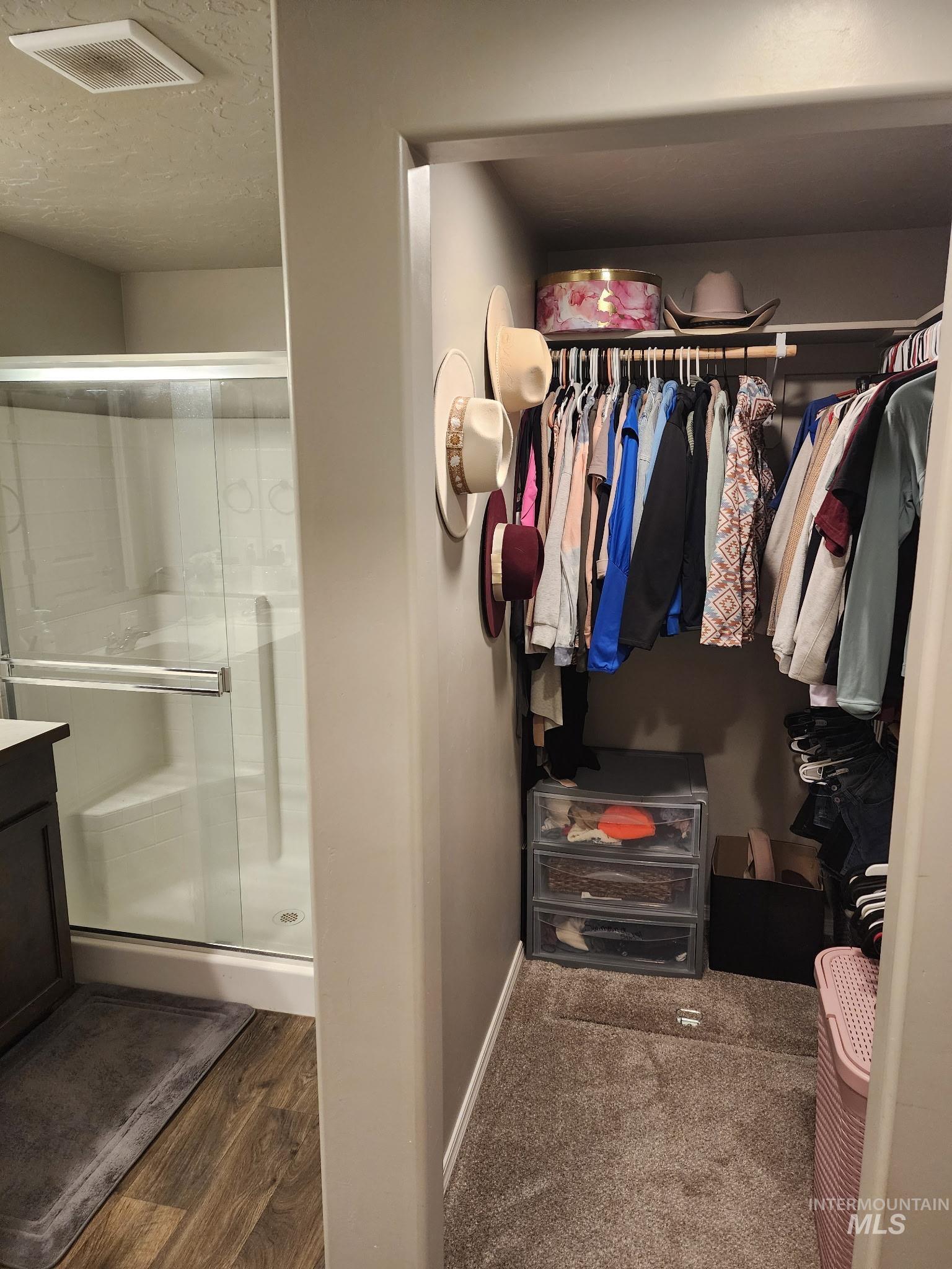 1124 N Ryde, Kuna, Idaho 83634, 3 Bedrooms, 2 Bathrooms, Residential For Sale, Price $433,900,MLS 98967086