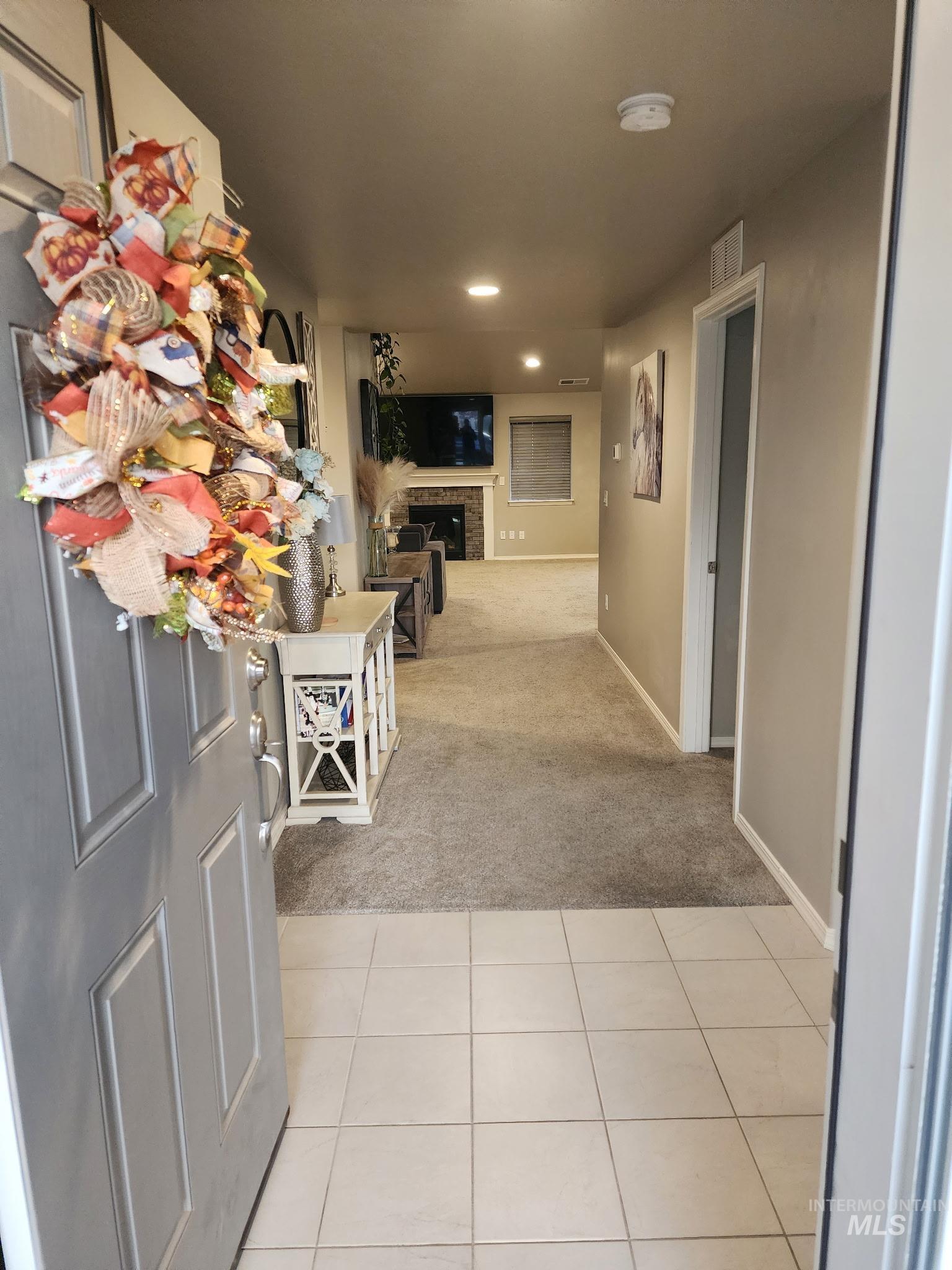 1124 N Ryde, Kuna, Idaho 83634, 3 Bedrooms, 2 Bathrooms, Residential For Sale, Price $433,900,MLS 98967086