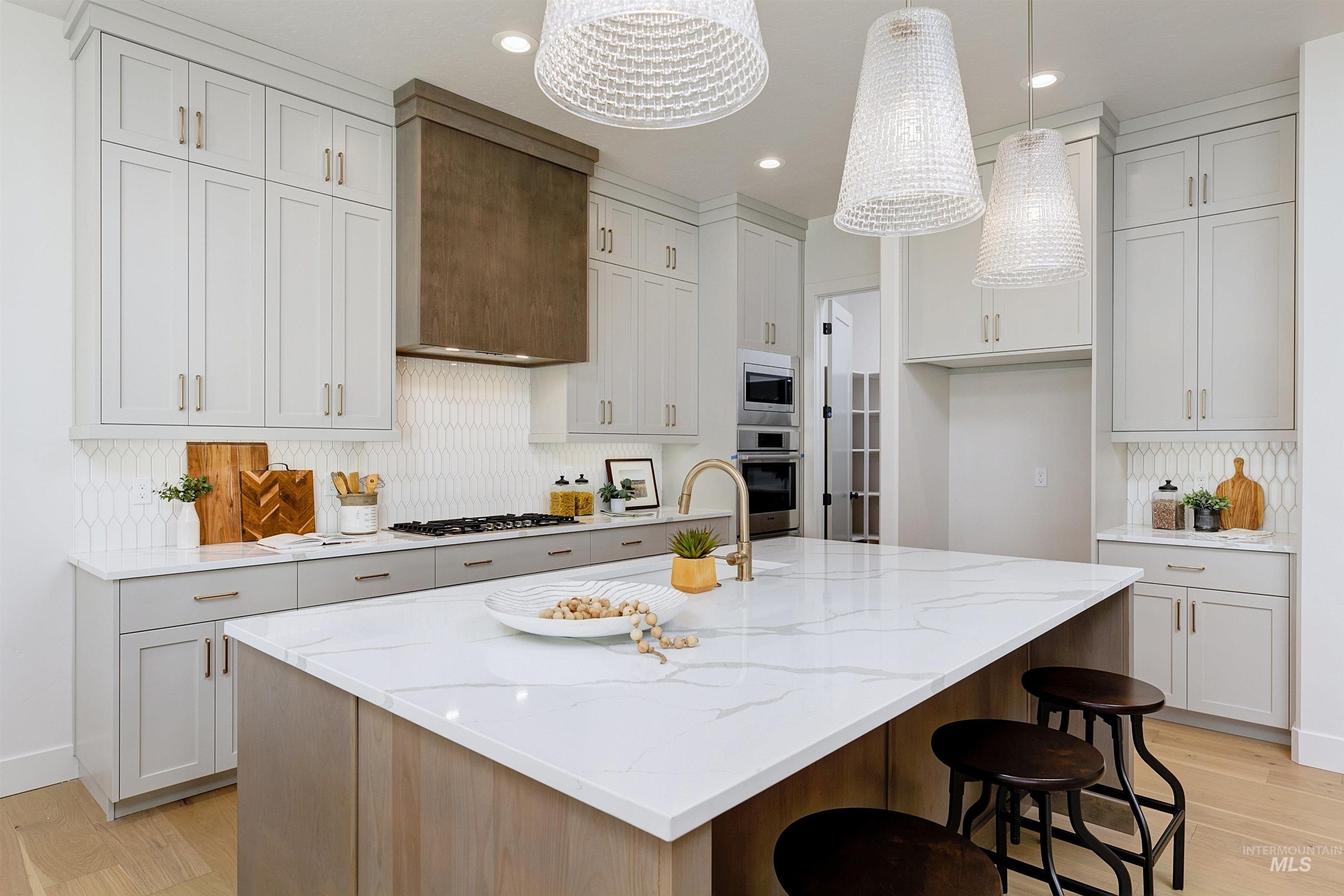 13926 E Ermine Ave, Boise, Idaho 83714, 4 Bedrooms, 3.5 Bathrooms, Residential For Sale, Price $903,665,MLS 98967093