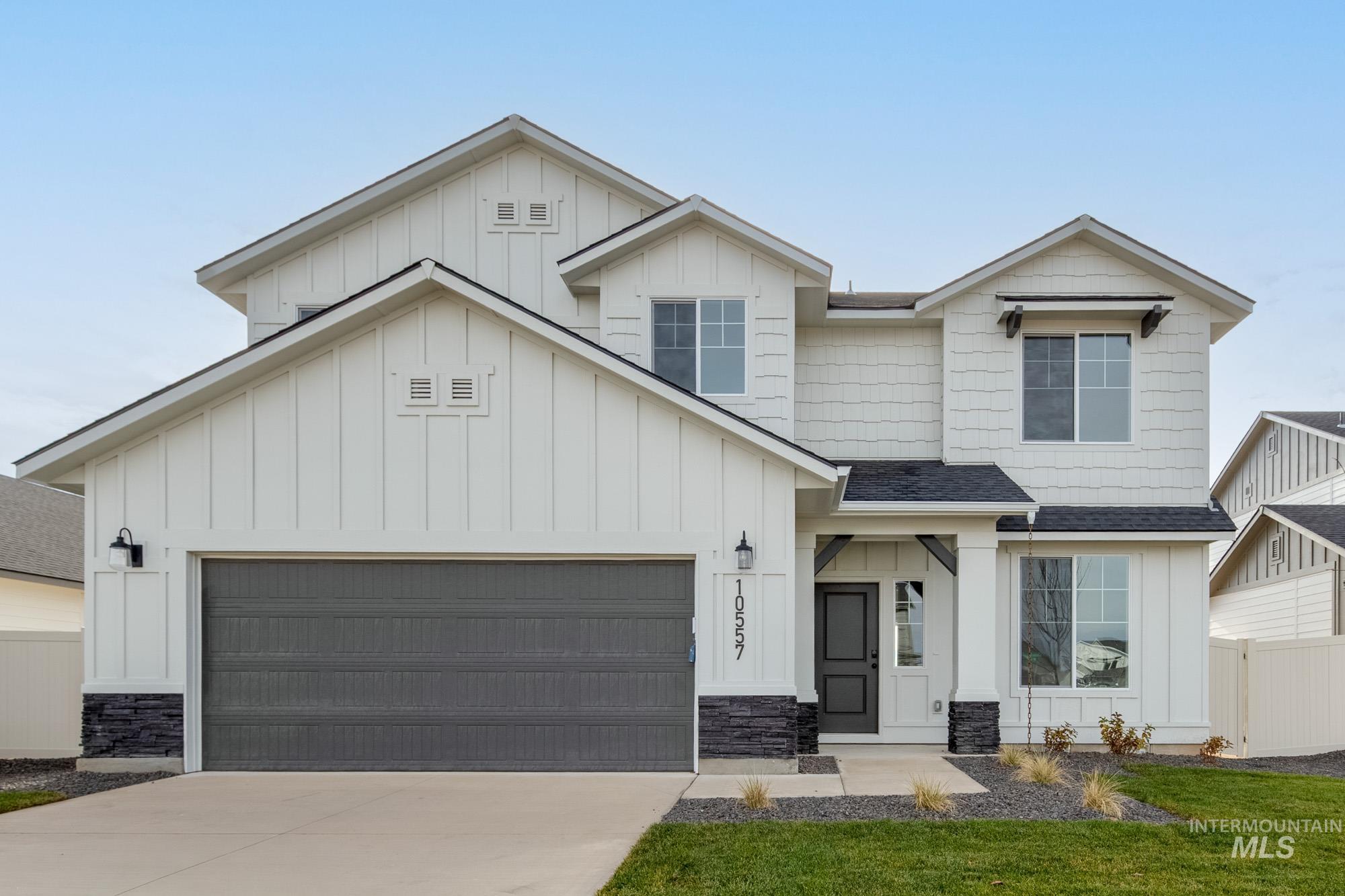 10557 W Teratai St, Star, Idaho 83669, 5 Bedrooms, 2.5 Bathrooms, Residential For Sale, Price $579,990,MLS 98967099