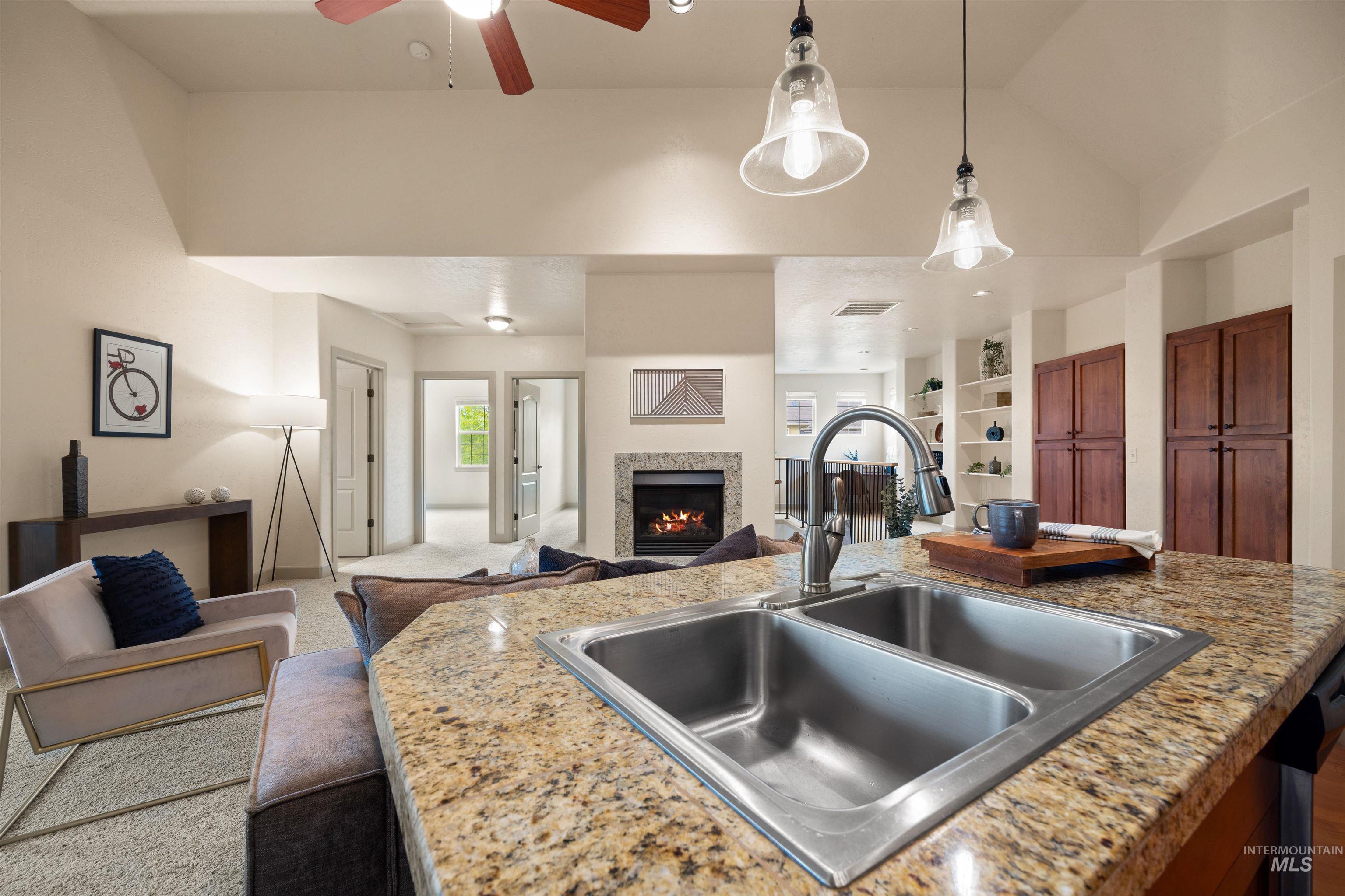 1148 E Winding Creek Dr, Eagle, Idaho 83616, 3 Bedrooms, 2 Bathrooms, Residential For Sale, Price $468,900,MLS 98967113