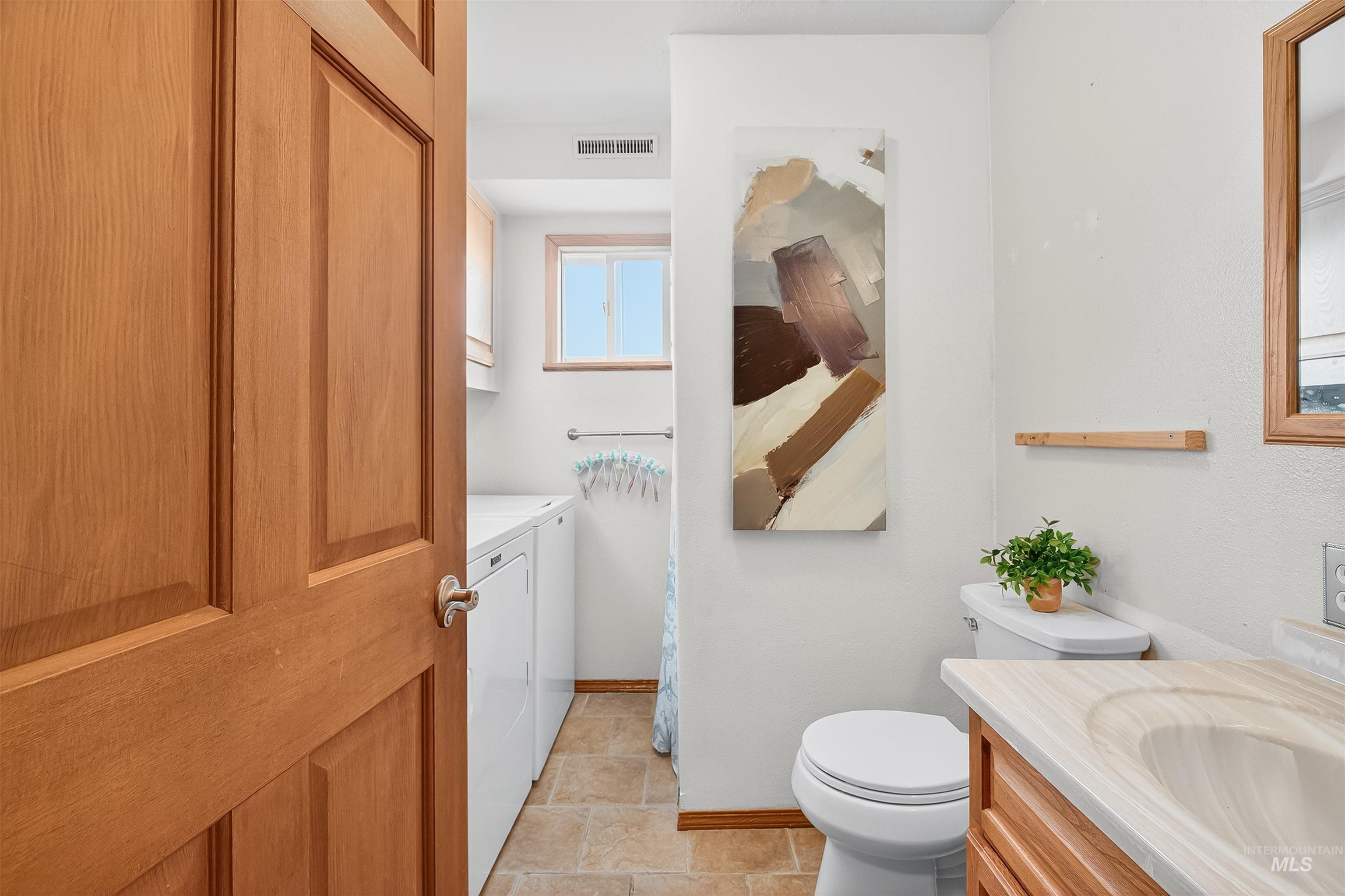 3829 15th St, Lewiston, Idaho 83501, 3 Bedrooms, 2 Bathrooms, Residential For Sale, Price $462,000,MLS 98967118