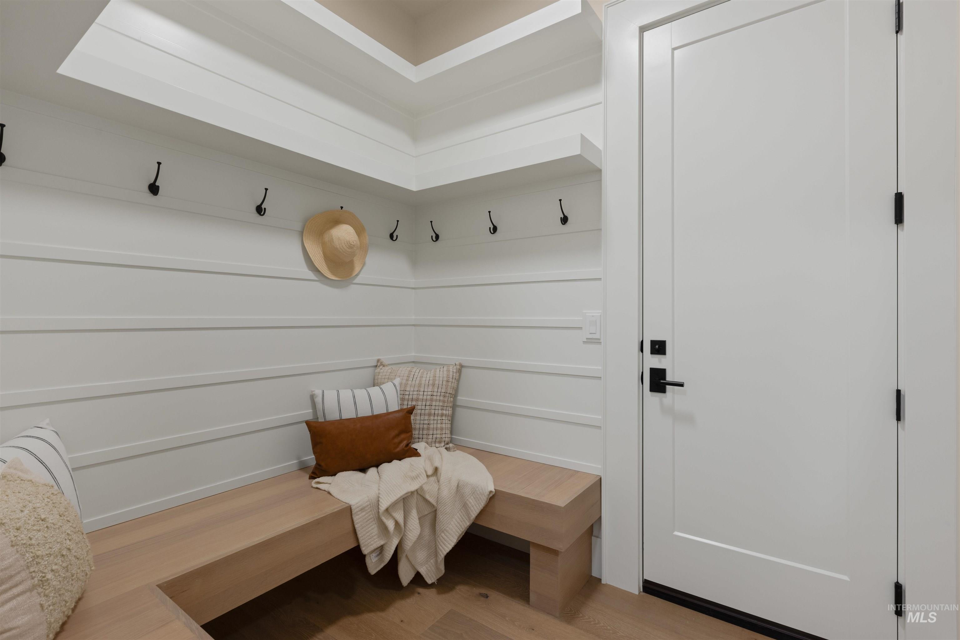 4900 W Braveheart St, Eagle, Idaho 83616, 3 Bedrooms, 3.5 Bathrooms, Residential For Sale, Price $1,650,000,MLS 98967119