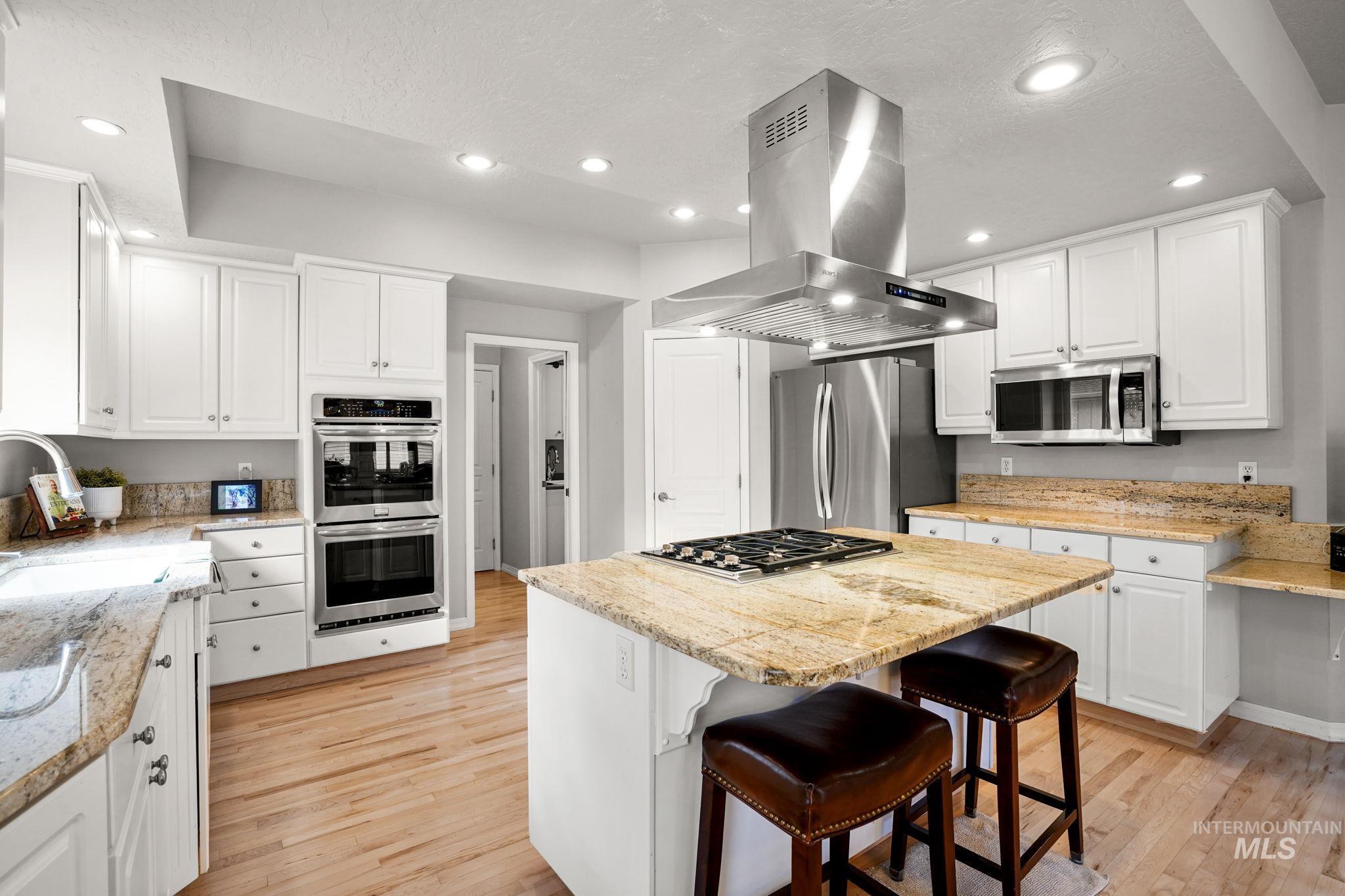 5790 N Wellspring Way, Boise, Idaho 83713, 3 Bedrooms, 2.5 Bathrooms, Residential For Sale, Price $699,900,MLS 98967121