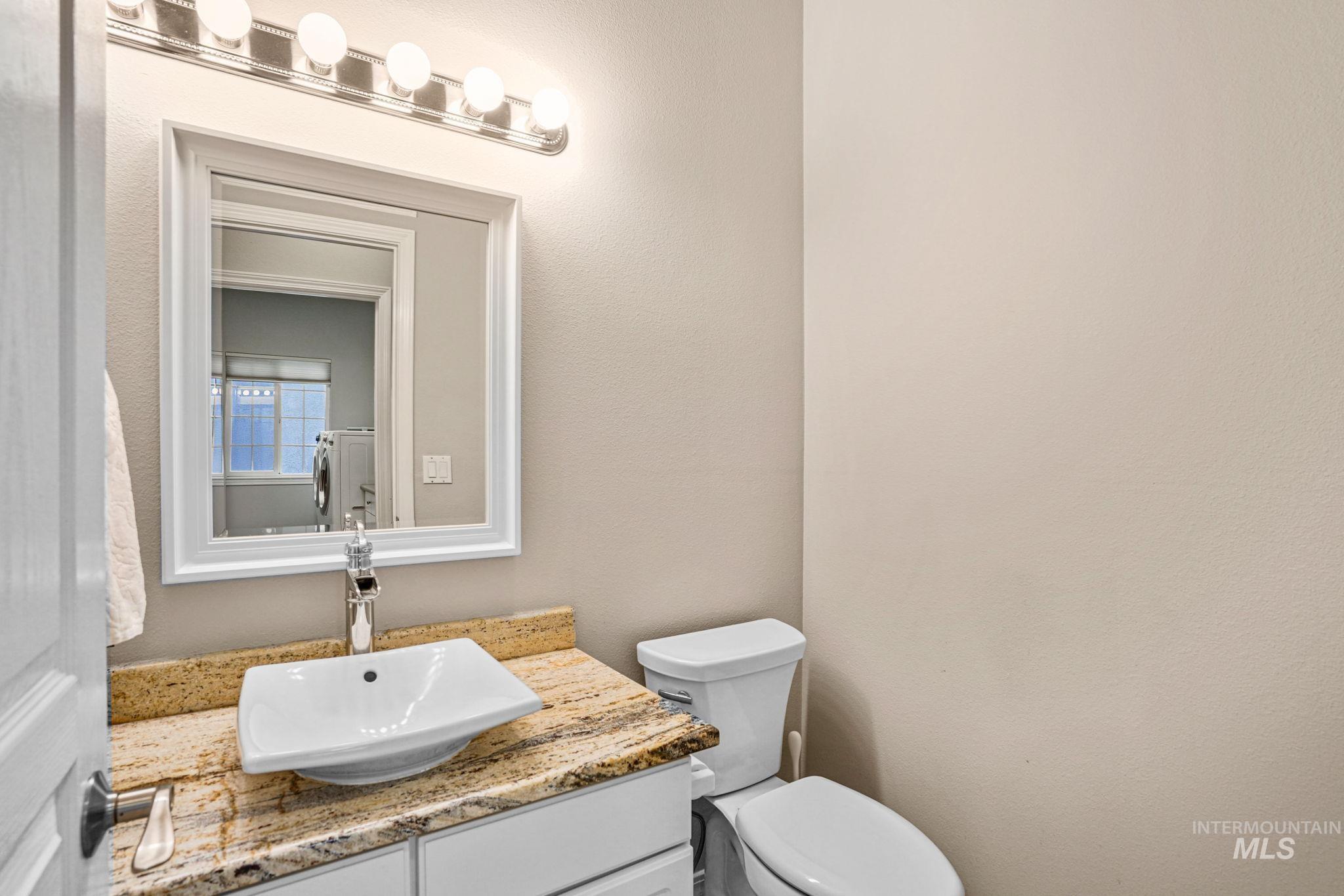 5790 N Wellspring Way, Boise, Idaho 83713, 3 Bedrooms, 2.5 Bathrooms, Residential For Sale, Price $699,900,MLS 98967121