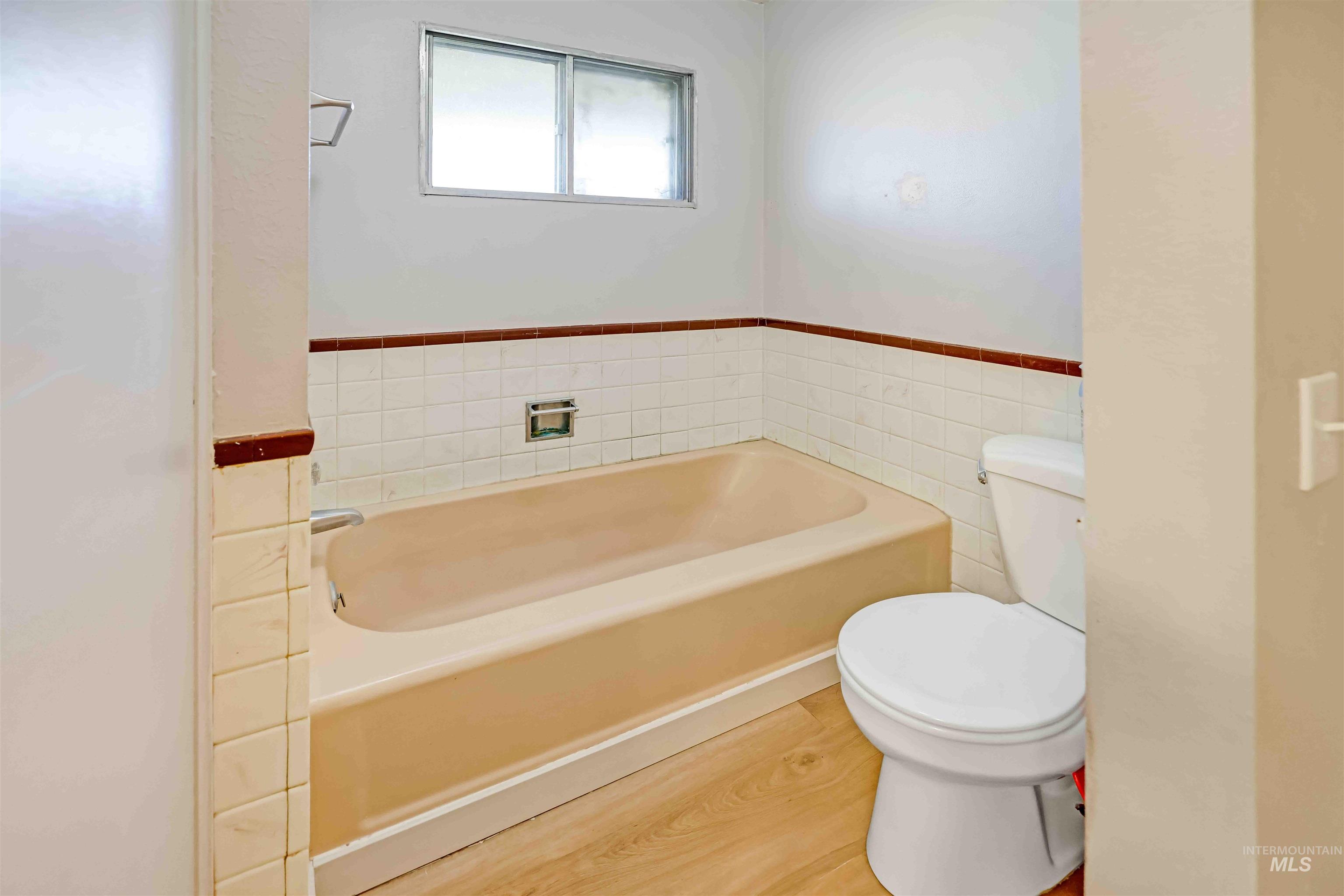 1860 Brockie Ave, Heyburn, Idaho 83336-9998, 3 Bedrooms, 2 Bathrooms, Residential For Sale, Price $359,900,MLS 98967122