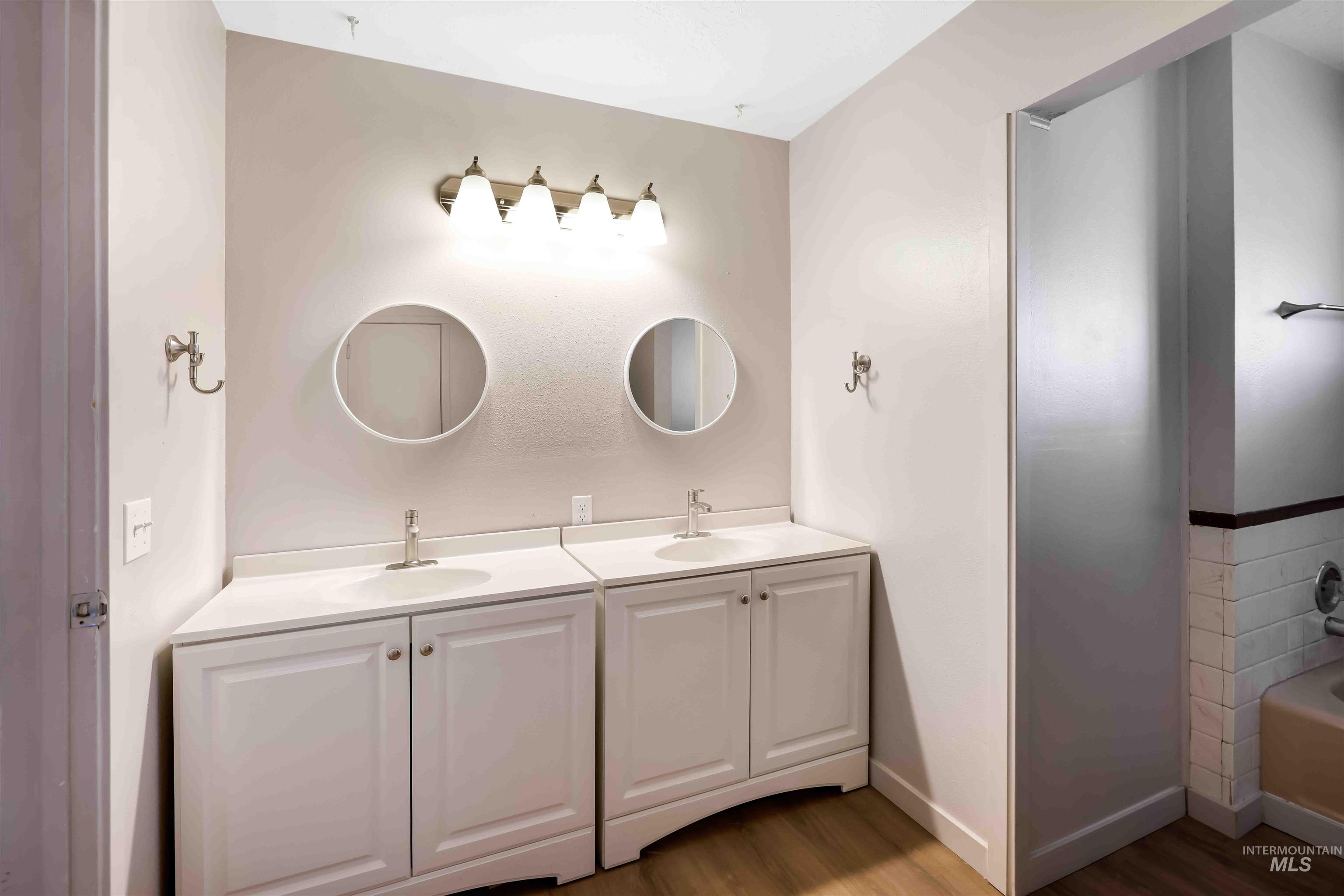 1860 Brockie Ave, Heyburn, Idaho 83336-9998, 3 Bedrooms, 2 Bathrooms, Residential For Sale, Price $359,900,MLS 98967122