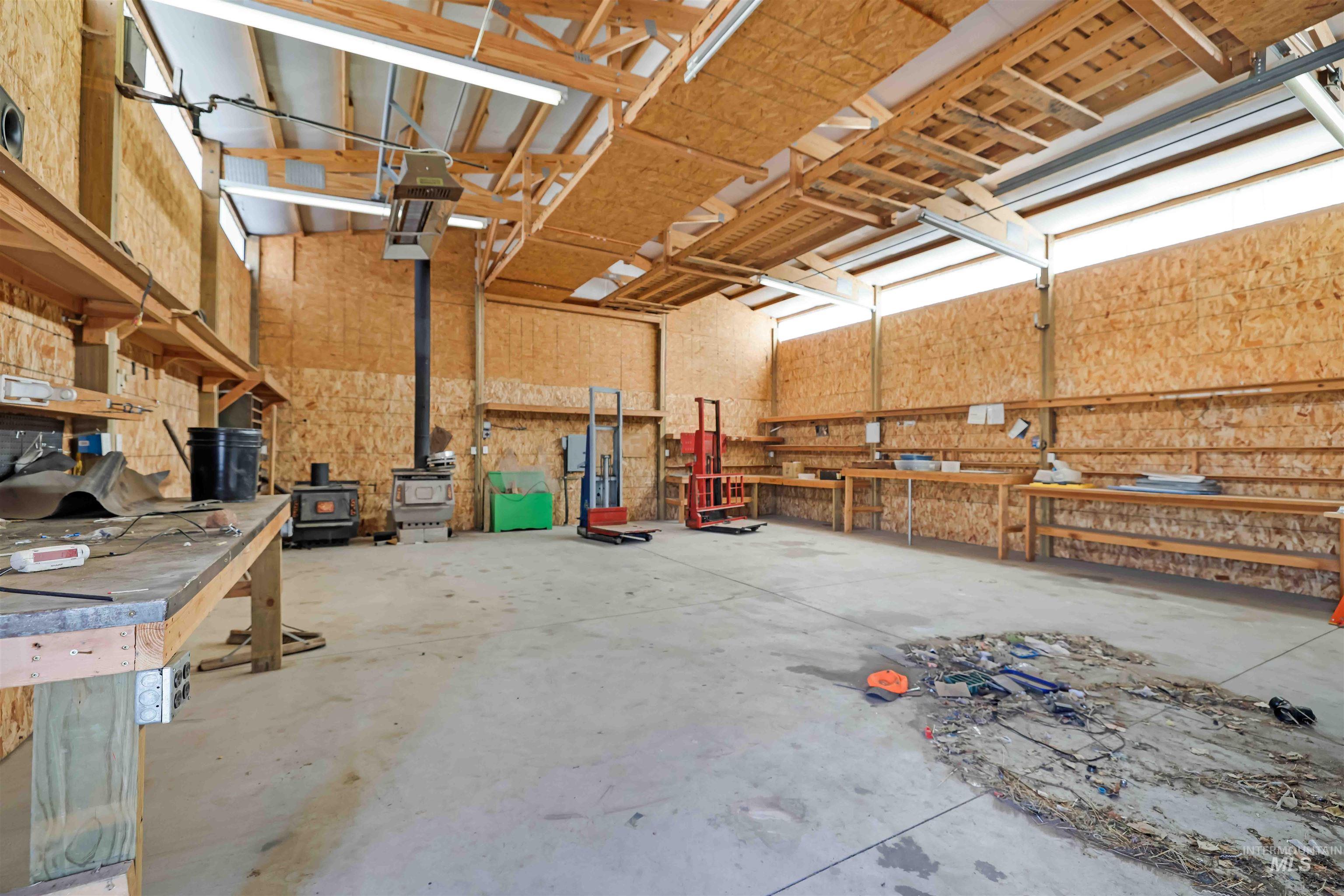 1860 Brockie Ave, Heyburn, Idaho 83336-9998, 3 Bedrooms, 2 Bathrooms, Residential For Sale, Price $359,900,MLS 98967122