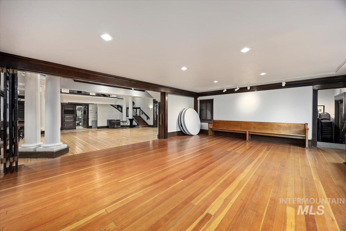 200 N 8th, Buhl, Idaho 83316, 6 Bedrooms, 4 Bathrooms, Residential For Sale, Price $680,000,MLS 98967123