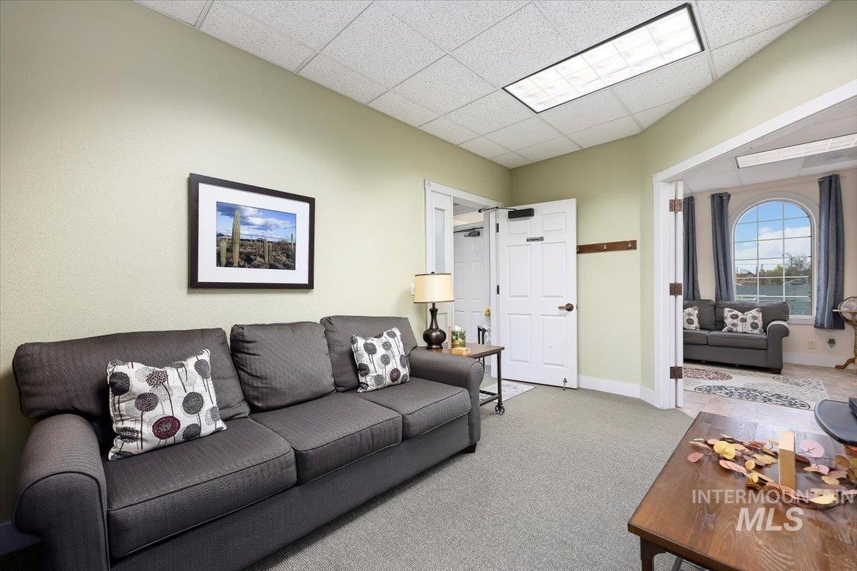 200 N 8th, Buhl, Idaho 83316, 6 Bedrooms, 4 Bathrooms, Residential For Sale, Price $680,000,MLS 98967123