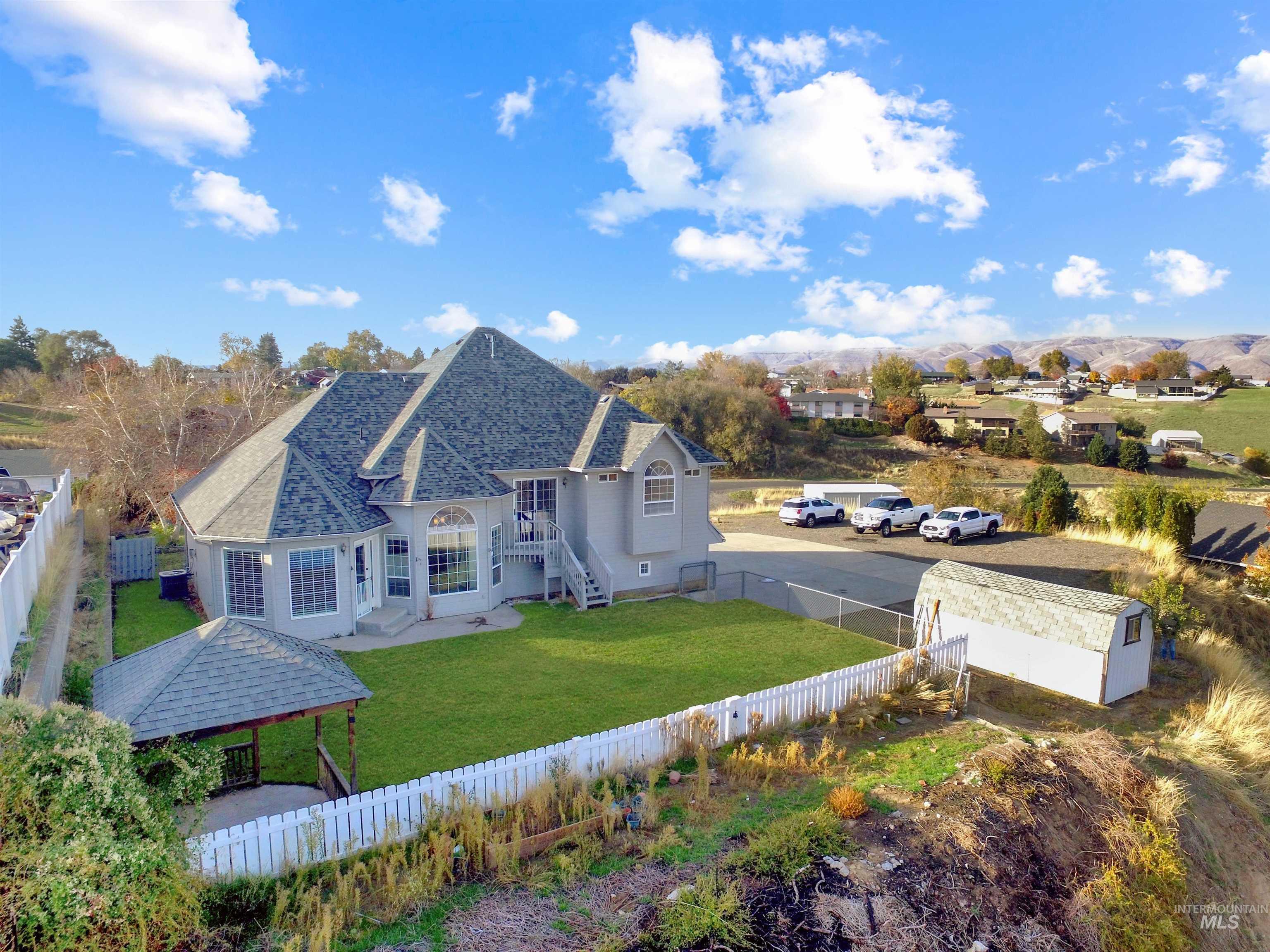 2625 16th St, Clarkston, Washington 99403, 3 Bedrooms, 2 Bathrooms, Residential For Sale, Price $489,000, 98967124