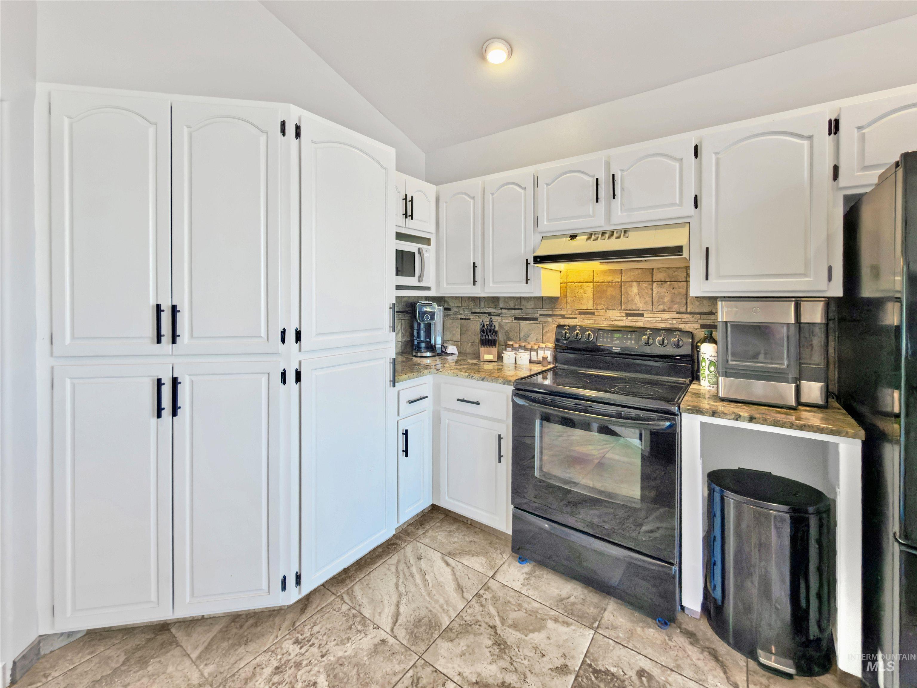2625 16th St, Clarkston, Washington 99403, 3 Bedrooms, 2 Bathrooms, Residential For Sale, Price $486,000,MLS 98967124