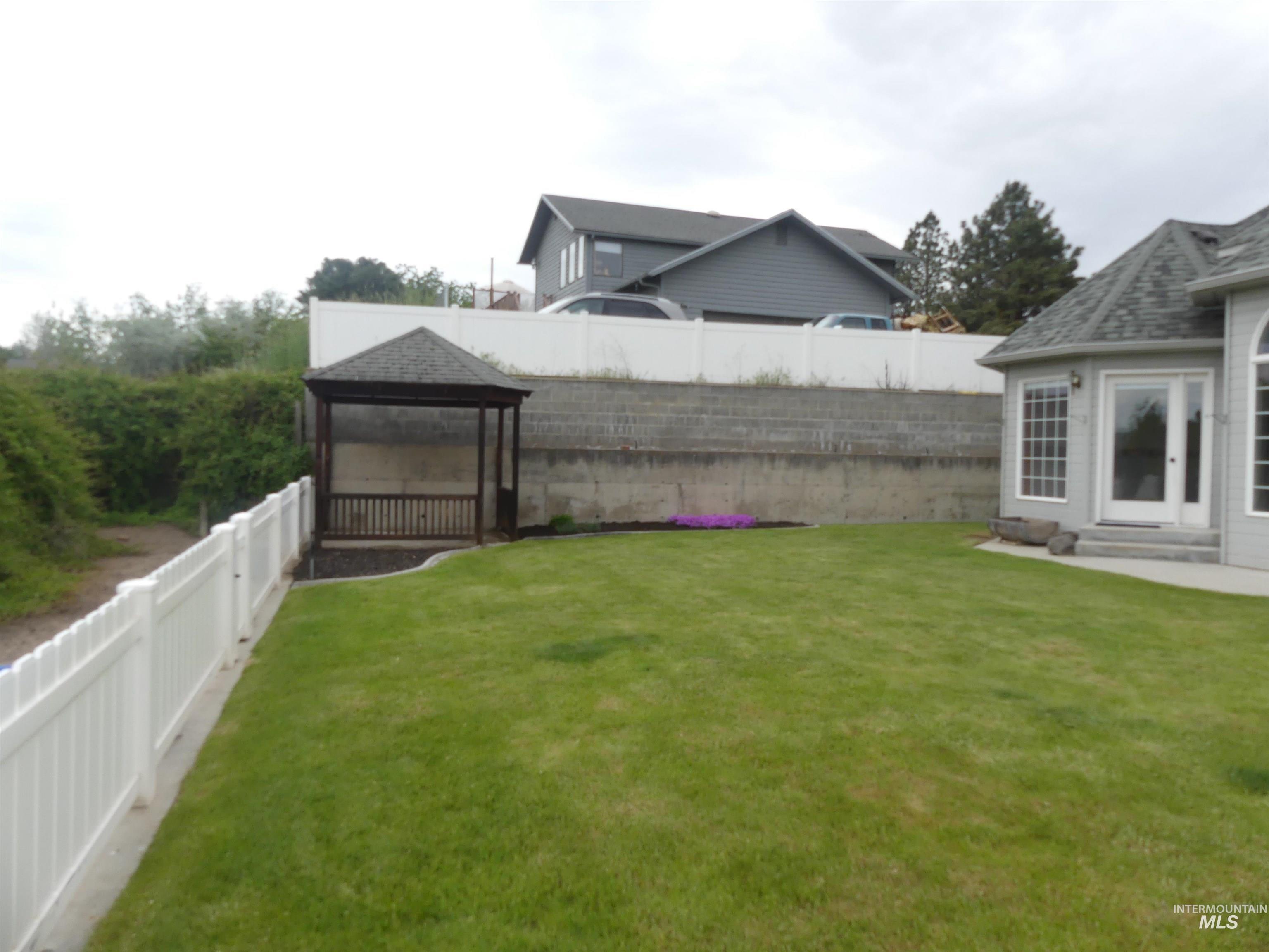 2625 16th St, Clarkston, Washington 99403, 3 Bedrooms, 2 Bathrooms, Residential For Sale, Price $489,000,MLS 98967124