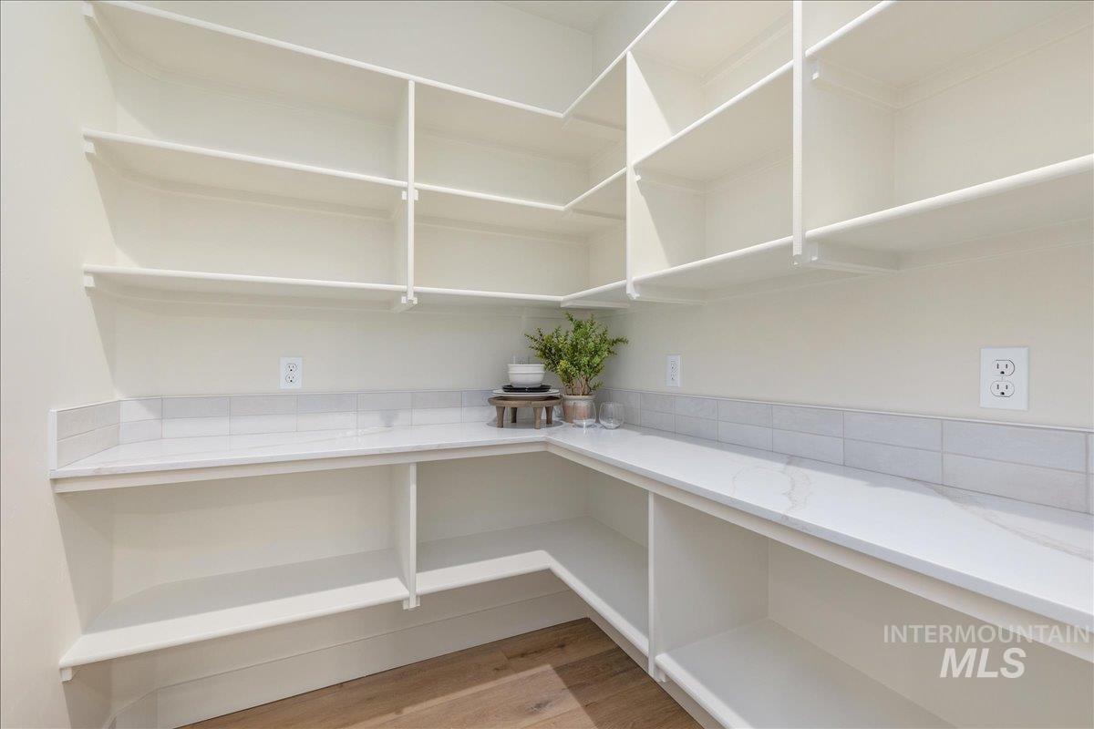 430 S Radiator Way, Boise, Idaho 83716, 3 Bedrooms, 2 Bathrooms, Residential For Sale, Price $525,000, 98967143