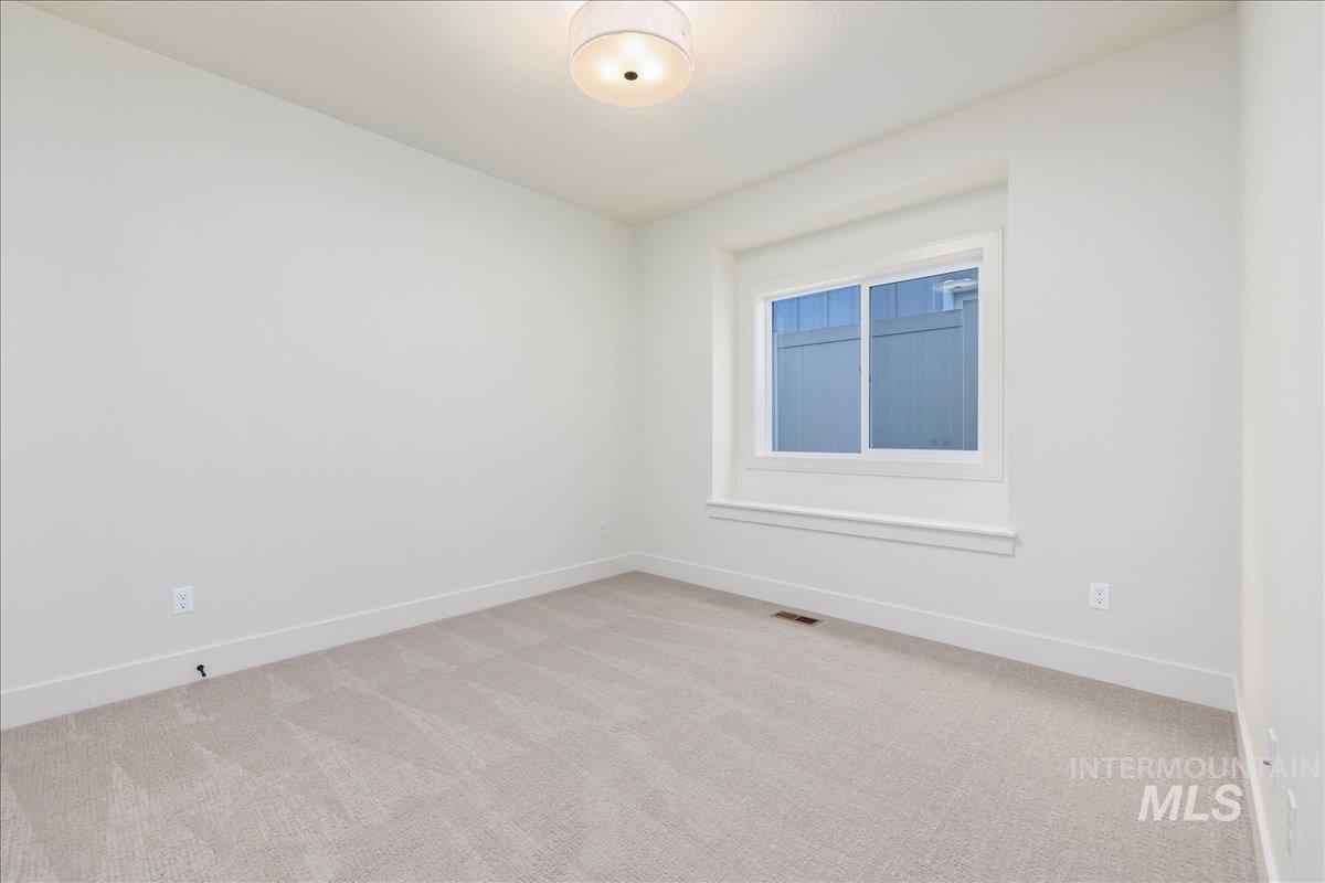 430 S Radiator Way, Boise, Idaho 83716, 3 Bedrooms, 2 Bathrooms, Residential For Sale, Price $525,000,MLS 98967143