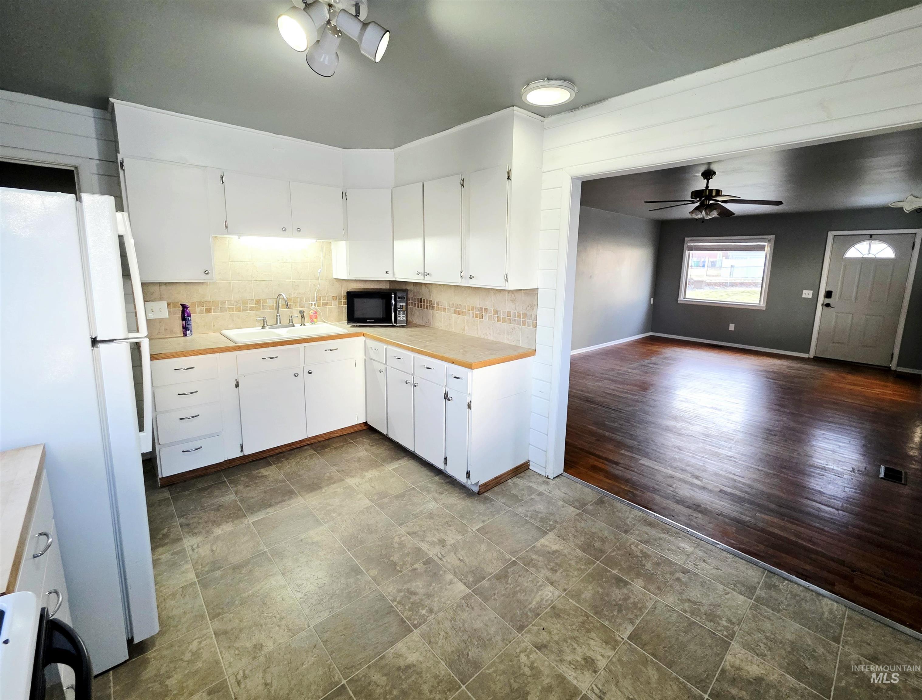 2127 12th Ave, Lewiston, Idaho 83501, 2 Bedrooms, 1 Bathroom, Residential For Sale, Price $325,000,MLS 98967160