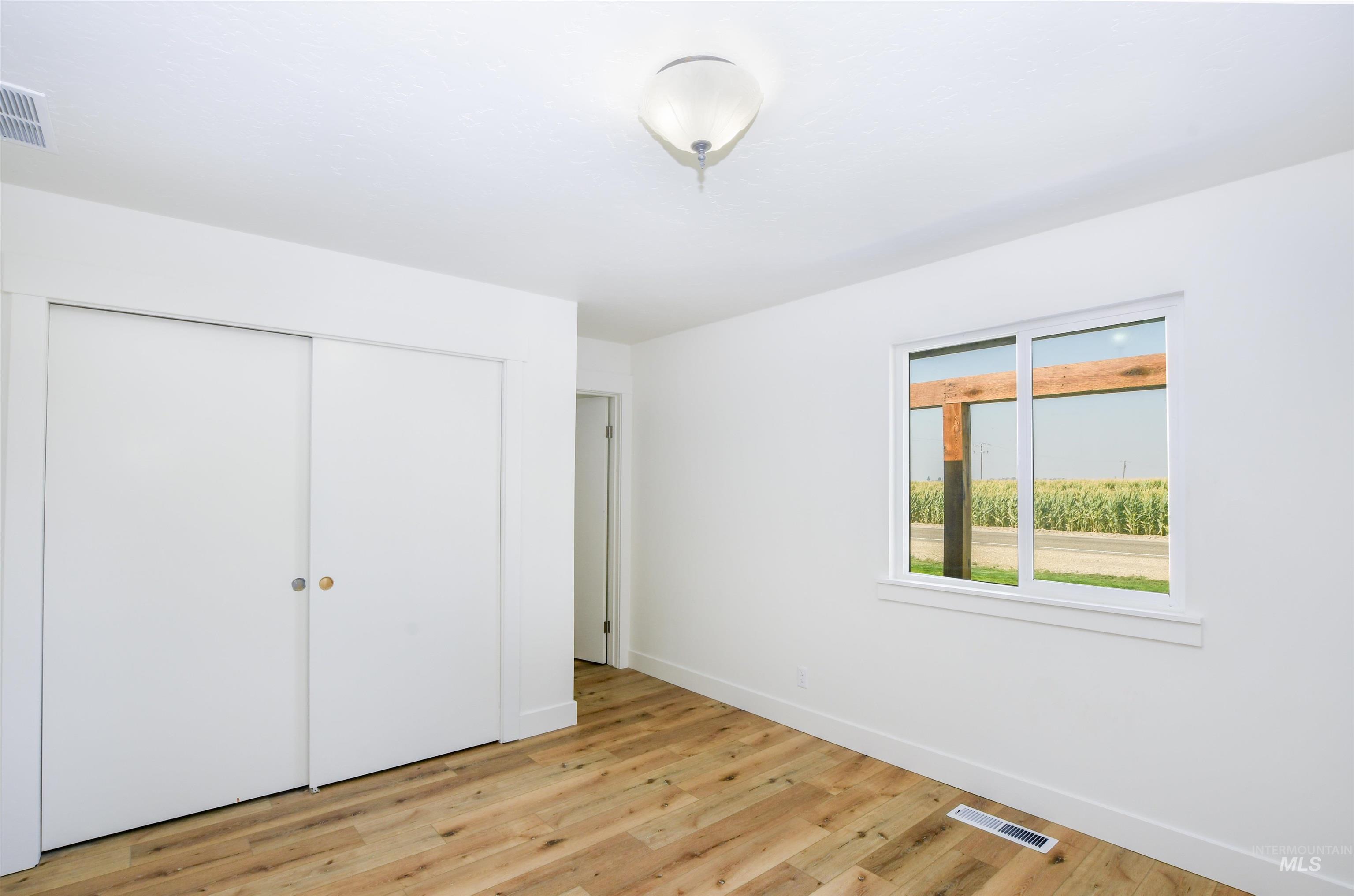 8481 Big Foot Rd, Melba, Idaho 83641-5003, 6 Bedrooms, 4 Bathrooms, Residential For Sale, Price $999,990,MLS 98967171