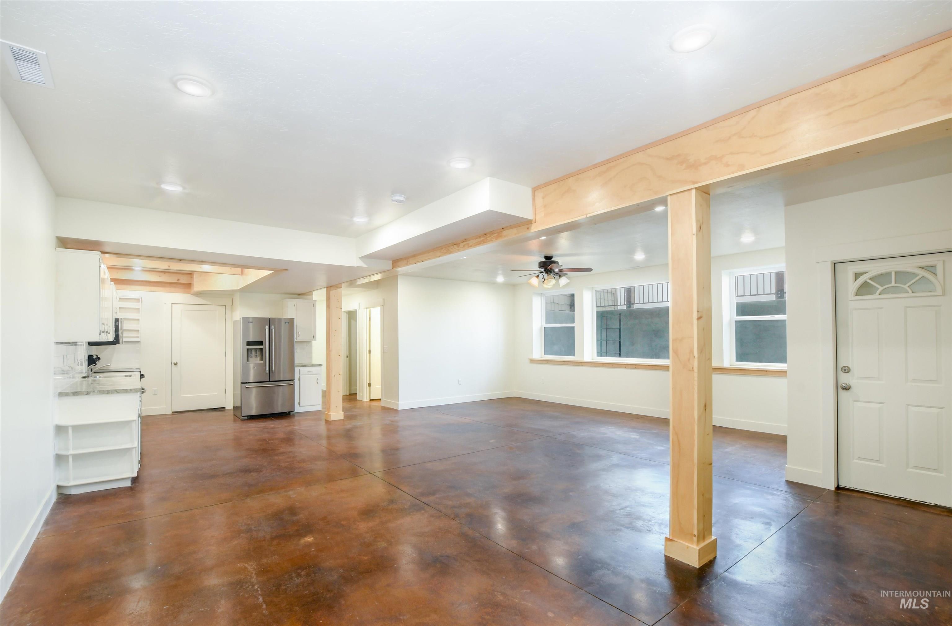 8481 Big Foot Rd, Melba, Idaho 83641-5003, 6 Bedrooms, 4 Bathrooms, Residential For Sale, Price $999,990,MLS 98967171