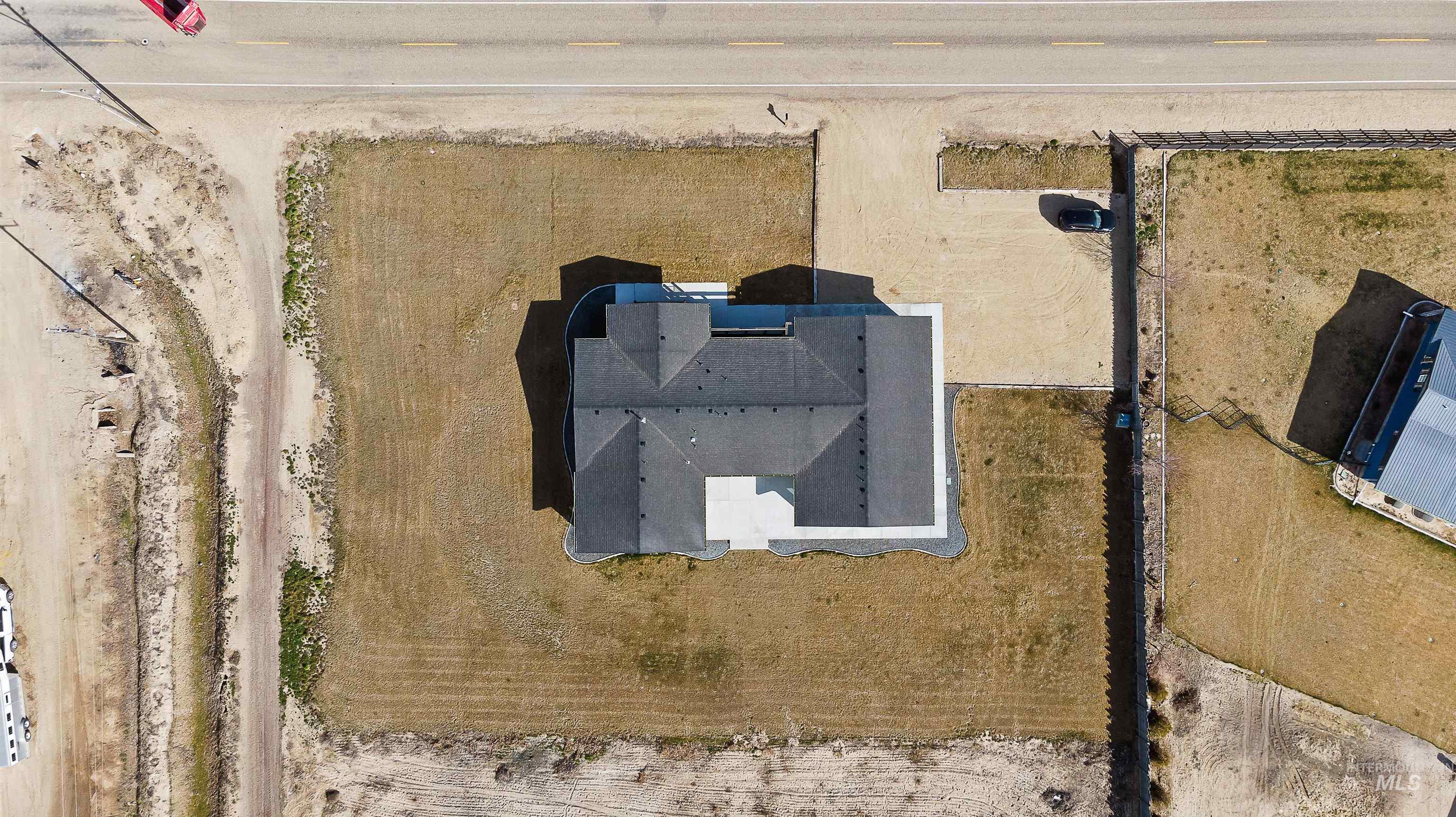 8481 Big Foot Rd, Melba, Idaho 83641-5003, 6 Bedrooms, 4 Bathrooms, Residential For Sale, Price $999,990,MLS 98967171