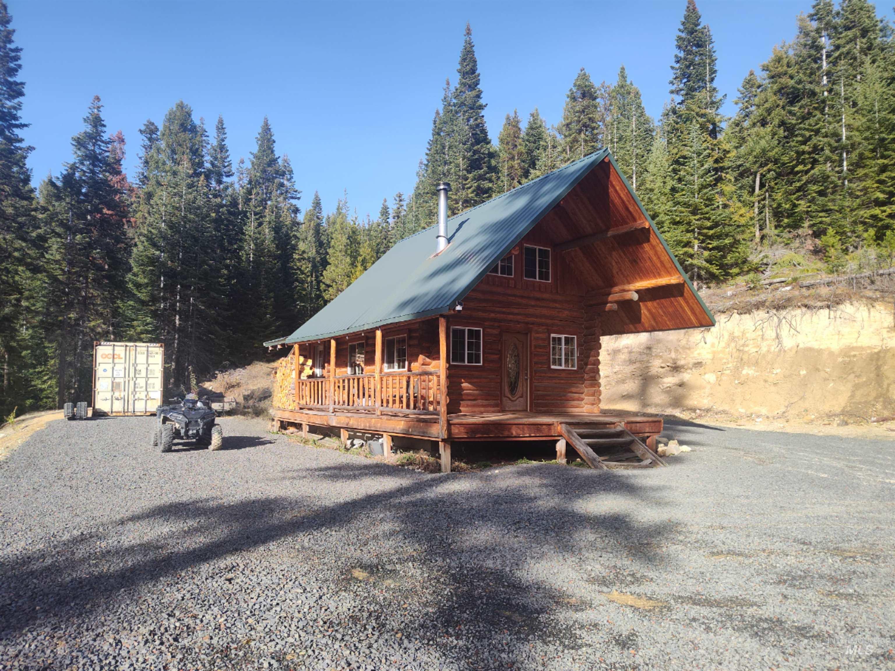 552 Rhett Creek Road, Dixie, Idaho 83525, 1 Bedroom, 1 Bathroom, Residential For Sale, Price $385,000, 98967176