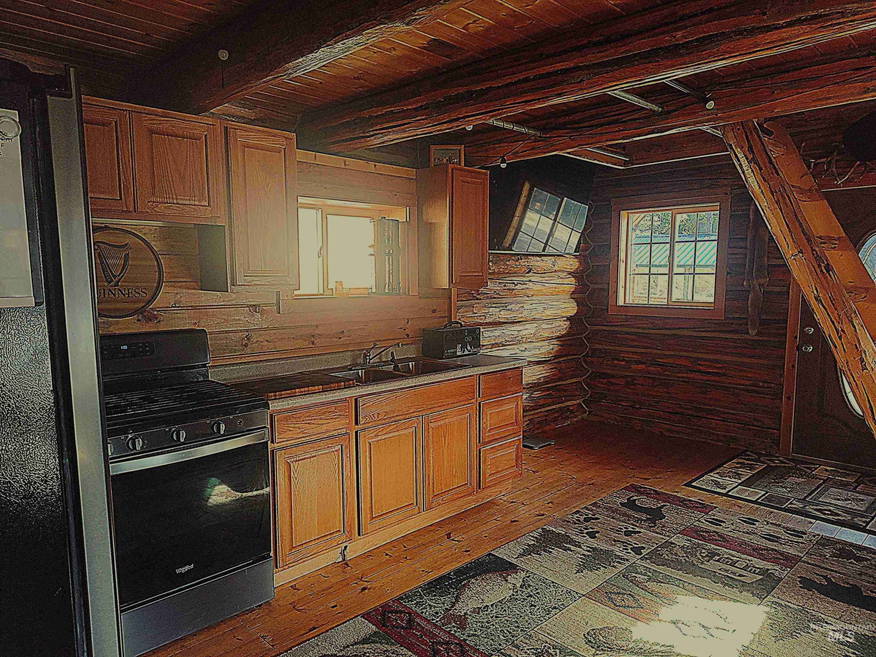 552 Rhett Creek Road, Dixie, Idaho 83525, 1 Bedroom, 1 Bathroom, Residential For Sale, Price $385,000, 98967176