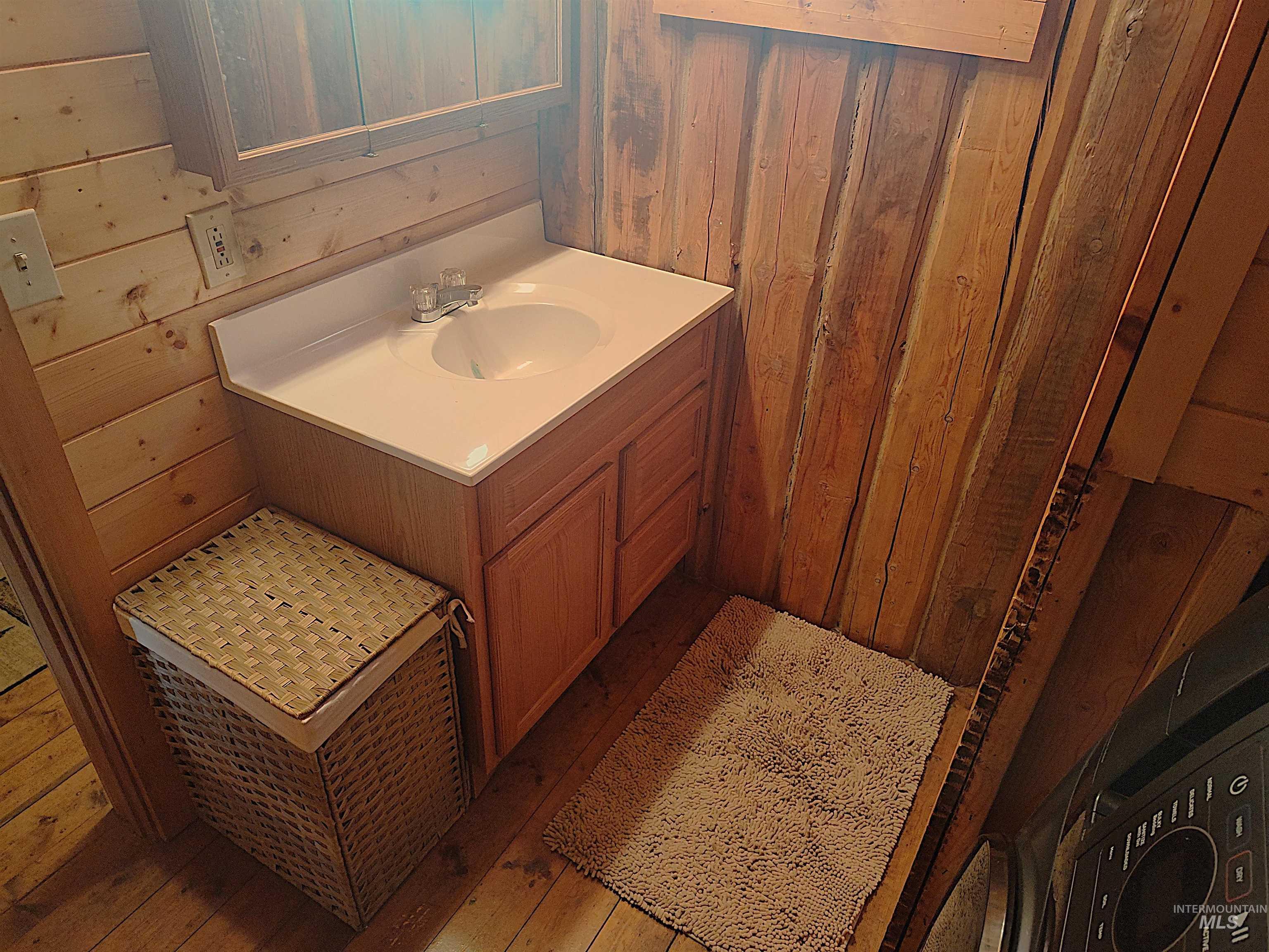 552 Rhett Creek Road, Dixie, Idaho 83525, 1 Bedroom, 1 Bathroom, Residential For Sale, Price $385,000, 98967176