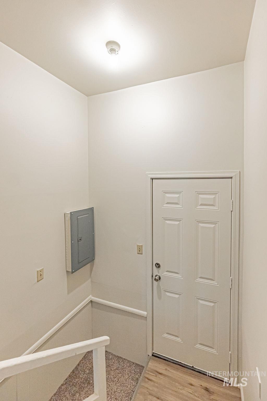 560-562 Tendoy Drive, Idaho Falls, Idaho 83401, 4 Bedrooms, 1 Bathroom, Residential Income For Sale, Price $450,000,MLS 98967177