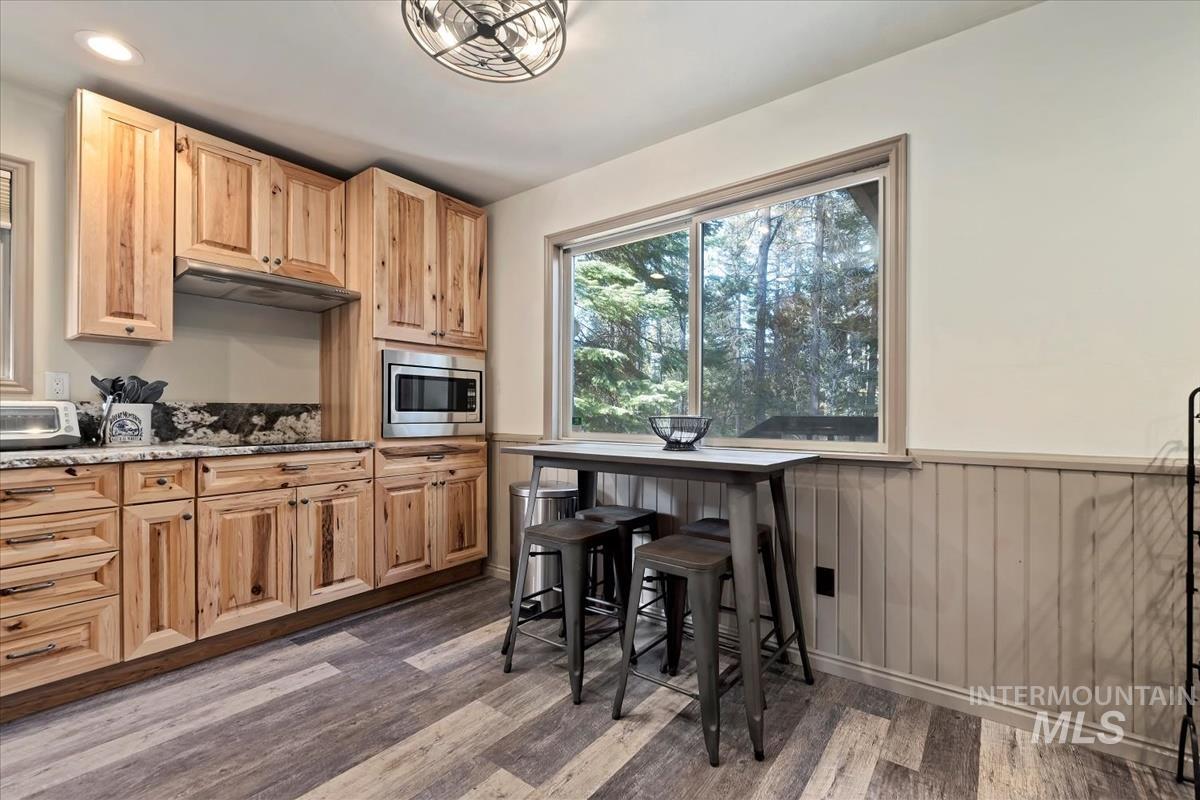 388 Charley Ln., Donnelly, Idaho 83615, 2 Bedrooms, 1 Bathroom, Residential For Sale, Price $1,295,000, 98967182