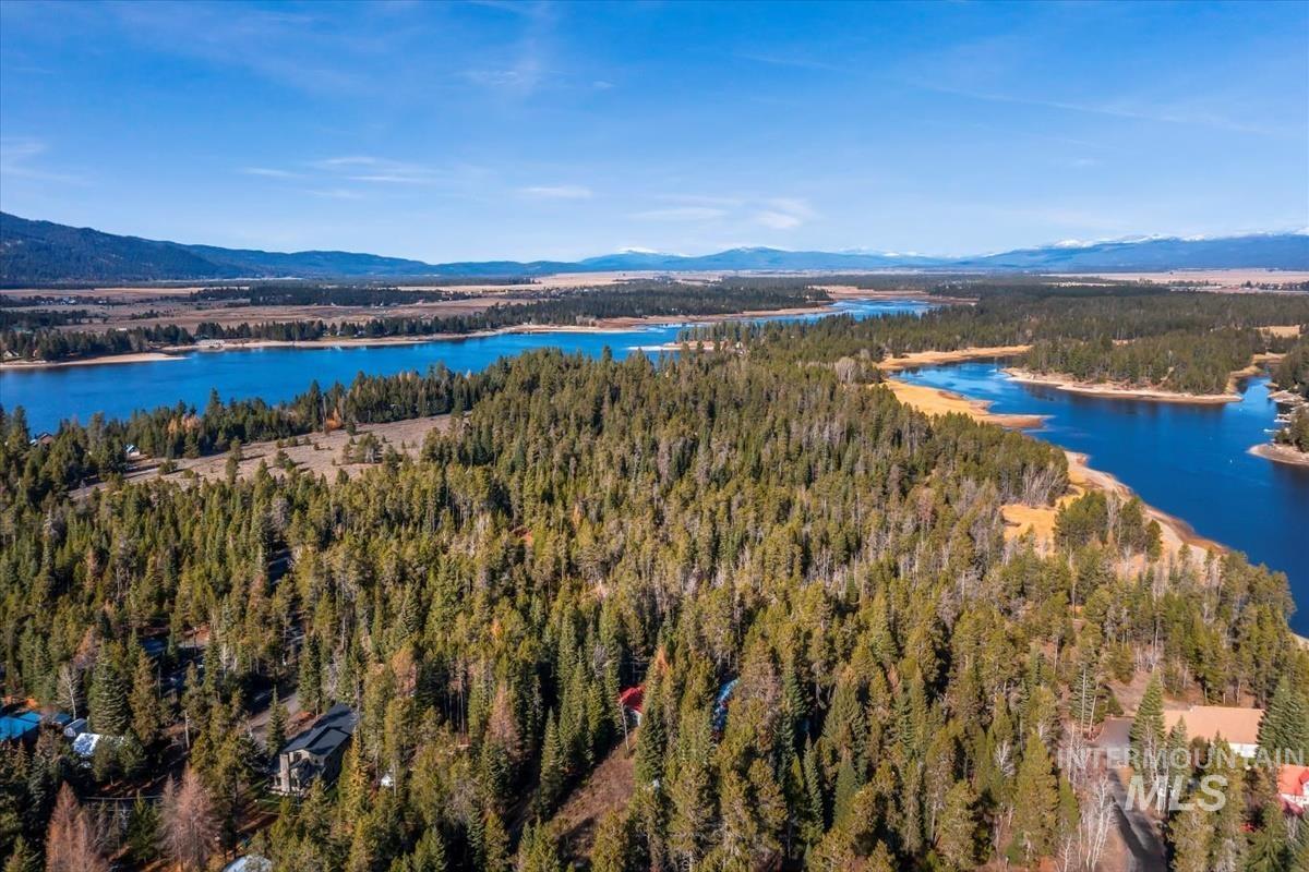 388 Charley Ln., Donnelly, Idaho 83615, 2 Bedrooms, 1 Bathroom, Residential For Sale, Price $1,295,000, 98967182