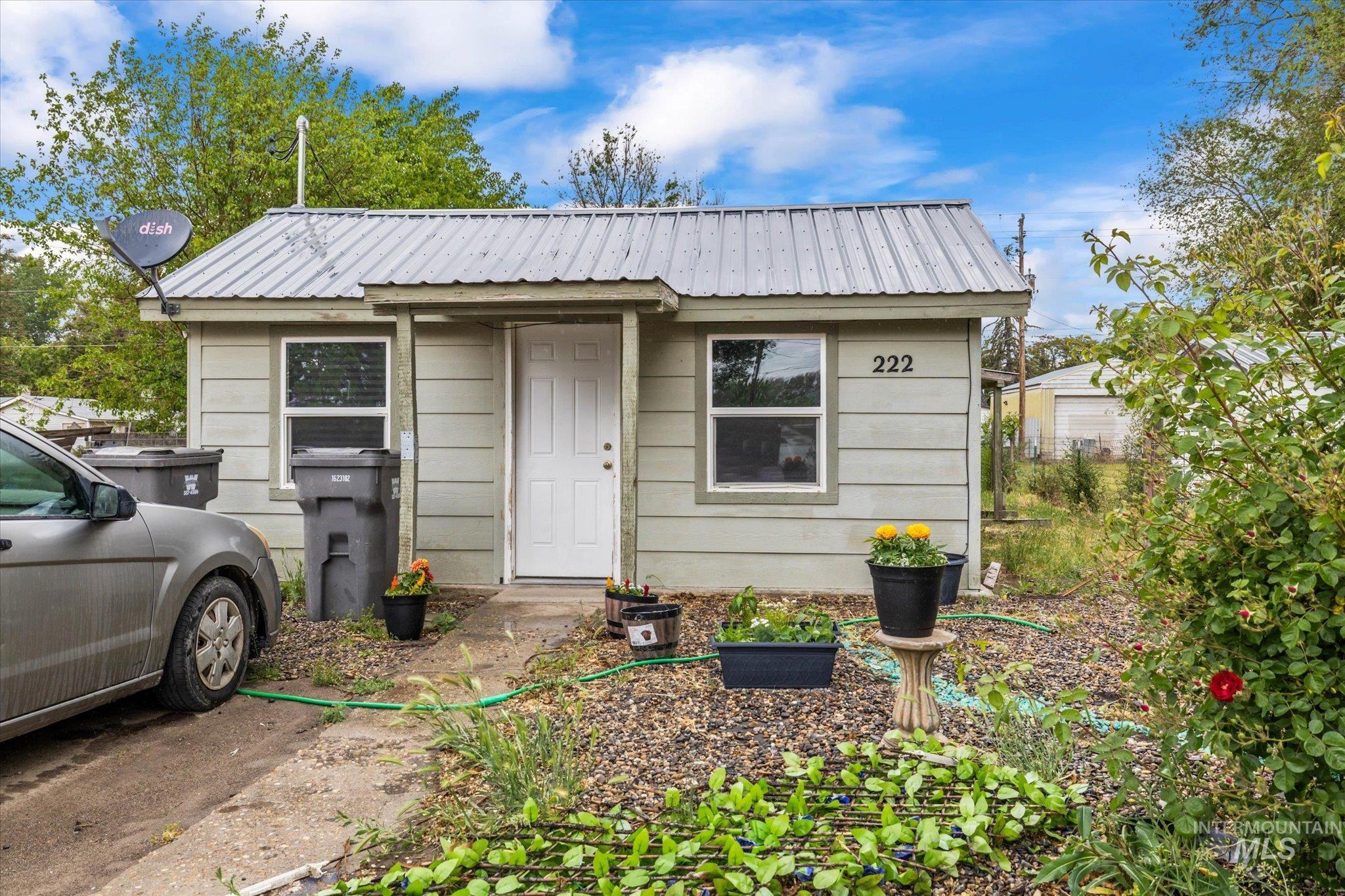 218 & 222 E Owyhee Ave, Homedale, Idaho 83628, 1 Bedroom, 1 Bathroom, Residential For Sale, Price $250,000,MLS 98967184