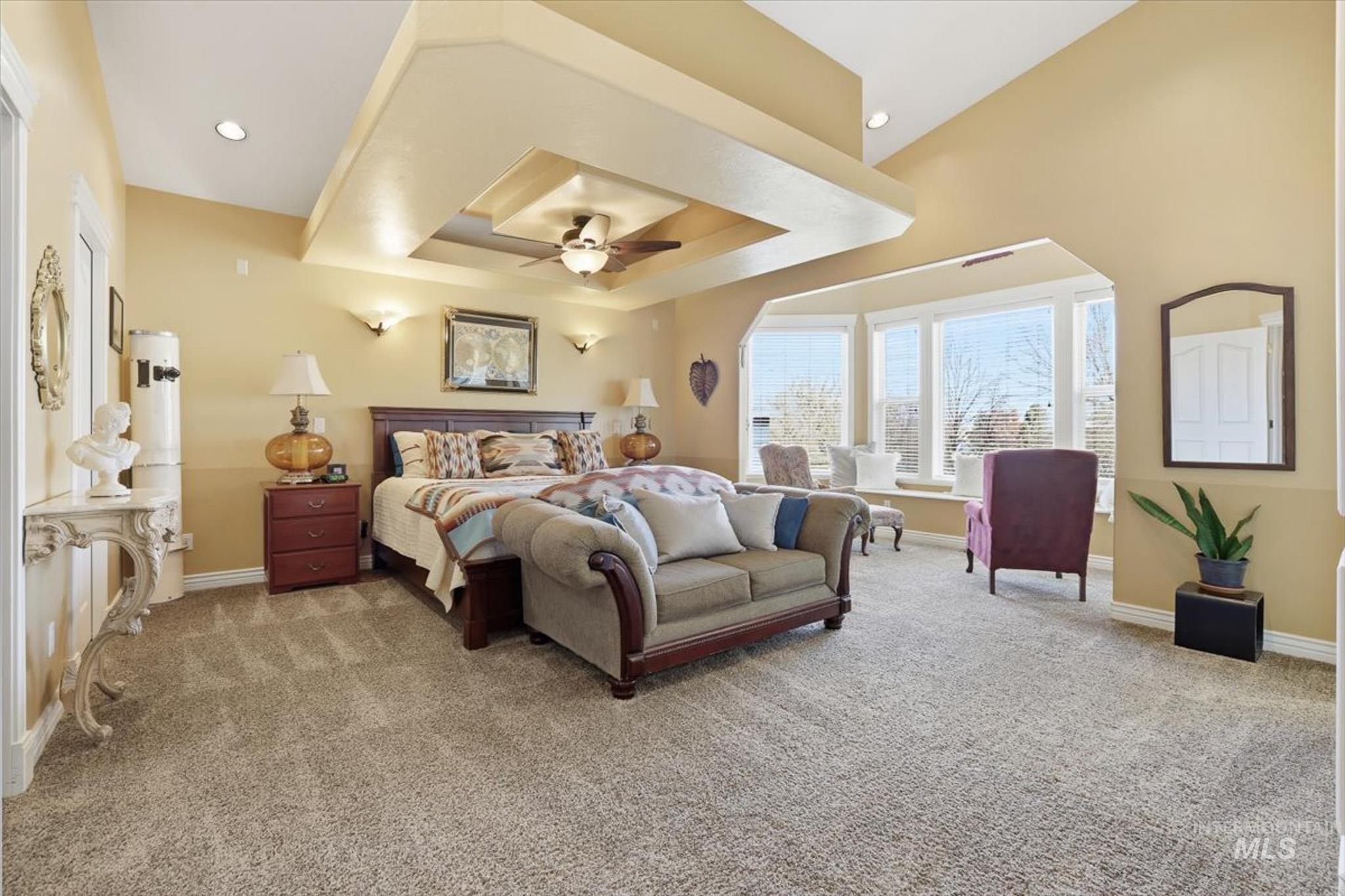 2676 S Velvet Falls Way, Meridian, Idaho 83642, 5 Bedrooms, 3 Bathrooms, Residential For Sale, Price $759,900,MLS 98967195