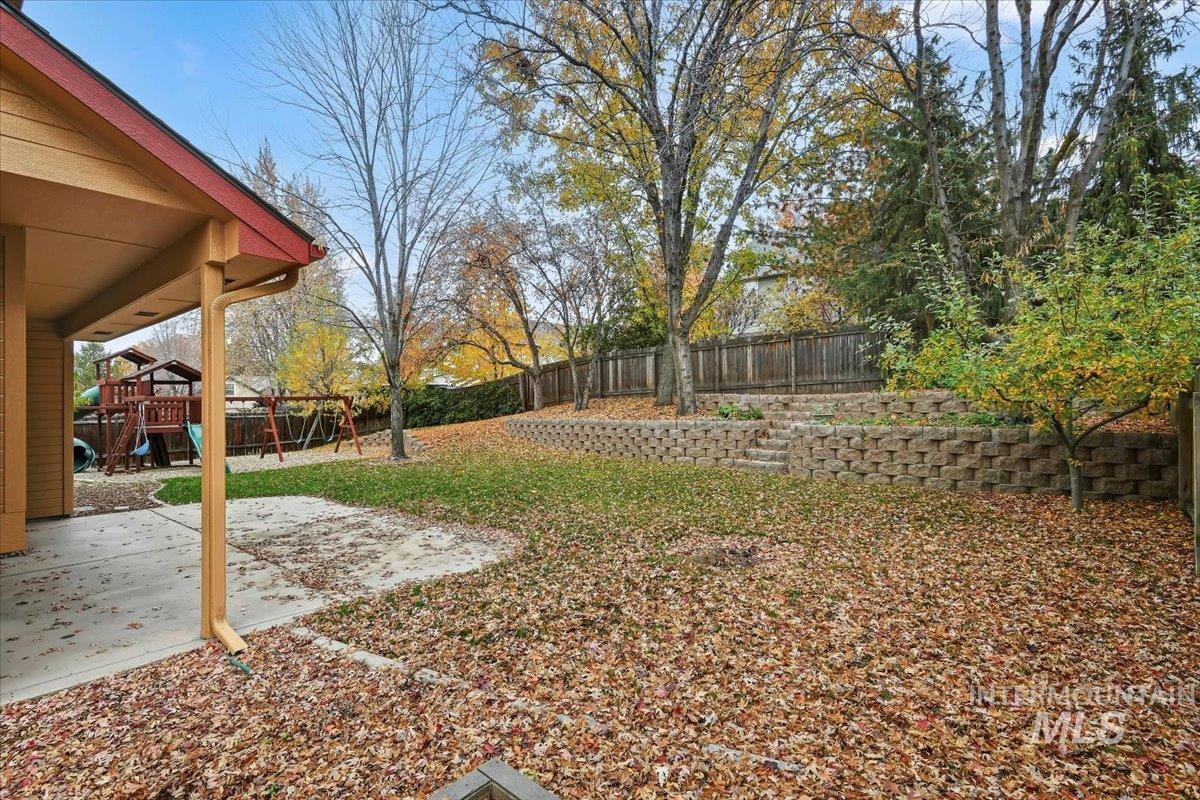 1214 N Macaile Way, Eagle, Idaho 83616, 5 Bedrooms, 3.5 Bathrooms, Residential For Sale, Price $839,990,MLS 98967196