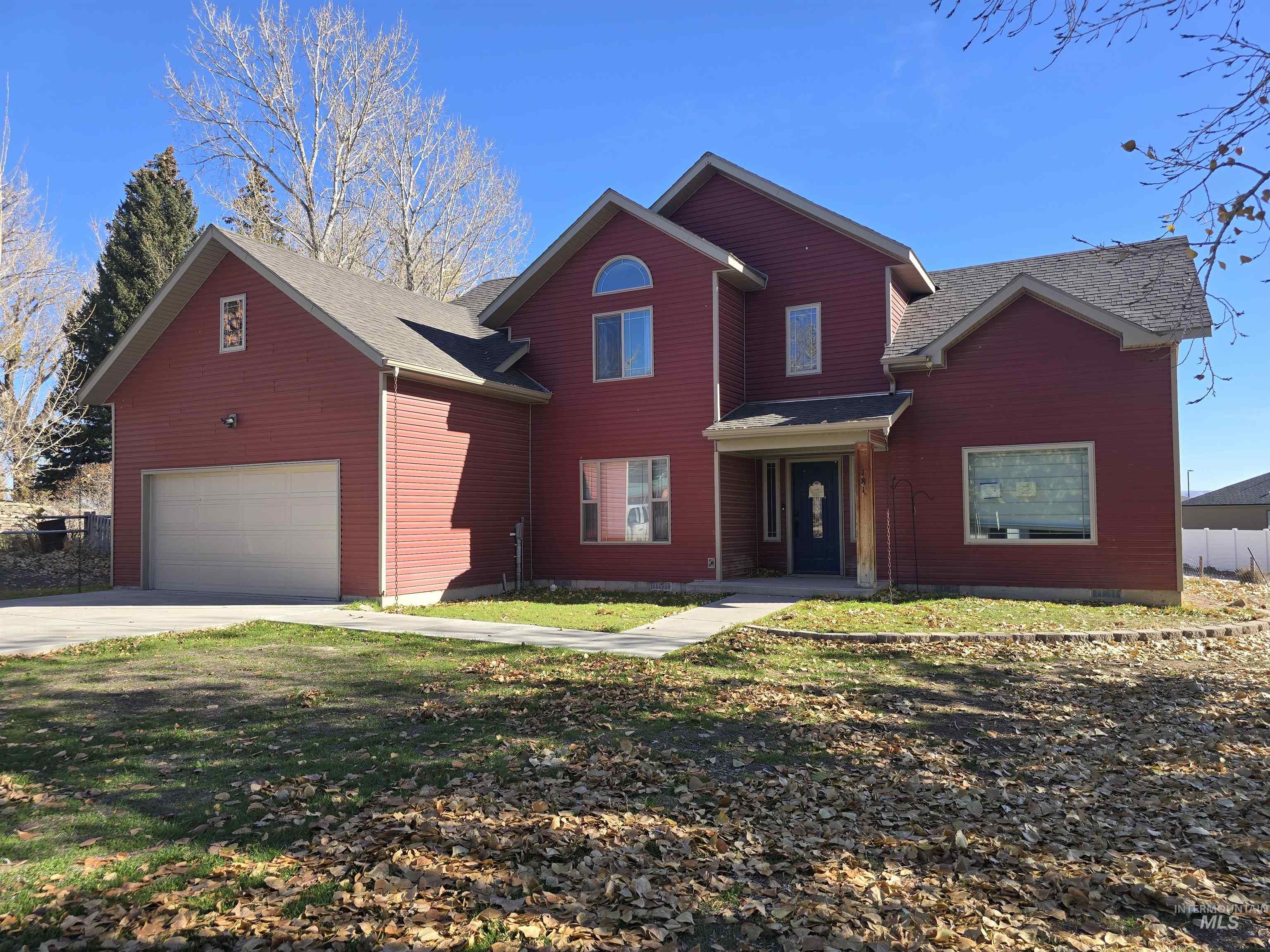 181 Villa Dr., Heyburn, Idaho 83336, 3 Bedrooms, 3 Bathrooms, Residential For Sale, Price $345,000,MLS 98967198