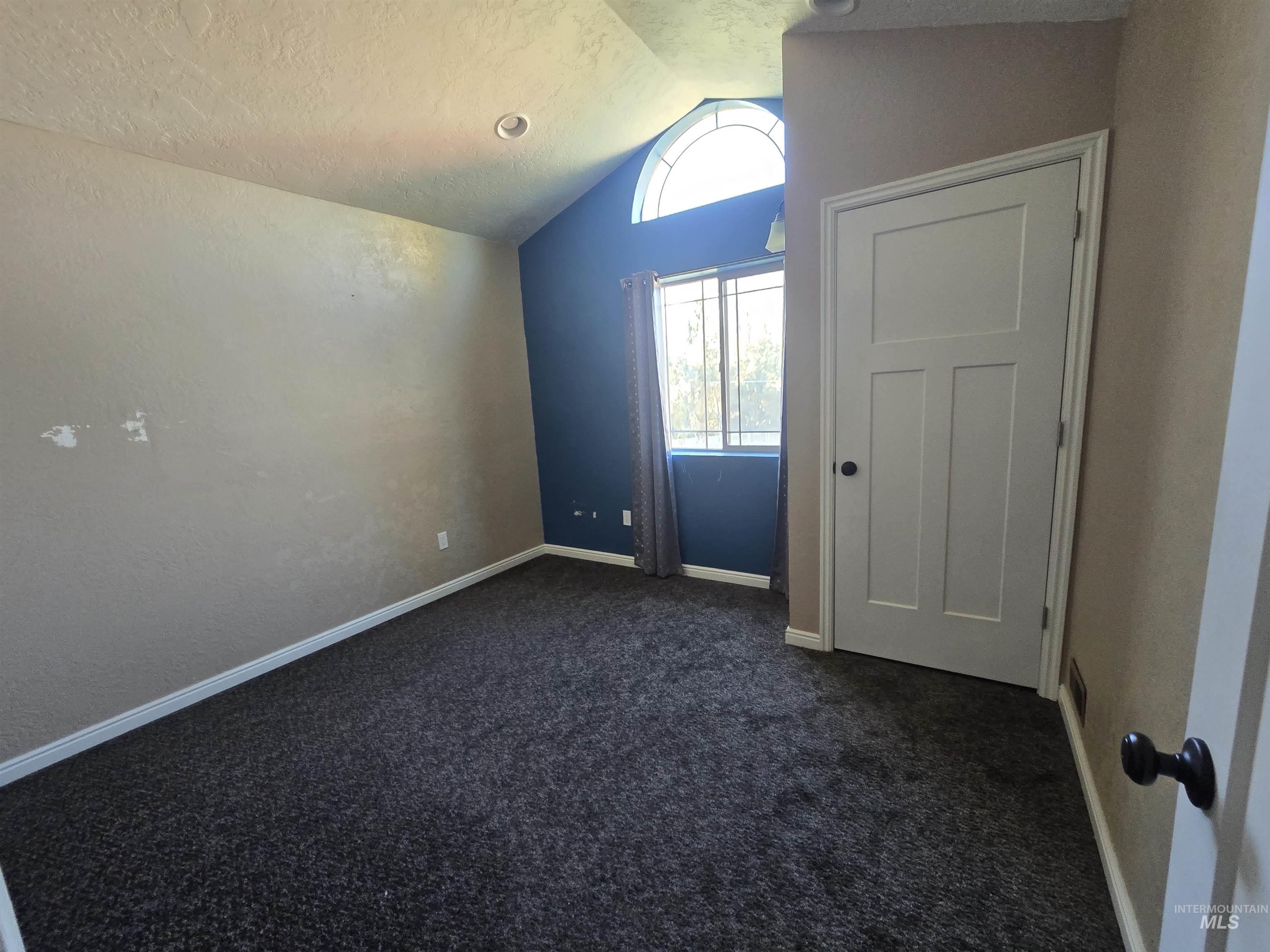 181 Villa Dr., Heyburn, Idaho 83336, 3 Bedrooms, 3 Bathrooms, Residential For Sale, Price $345,000,MLS 98967198