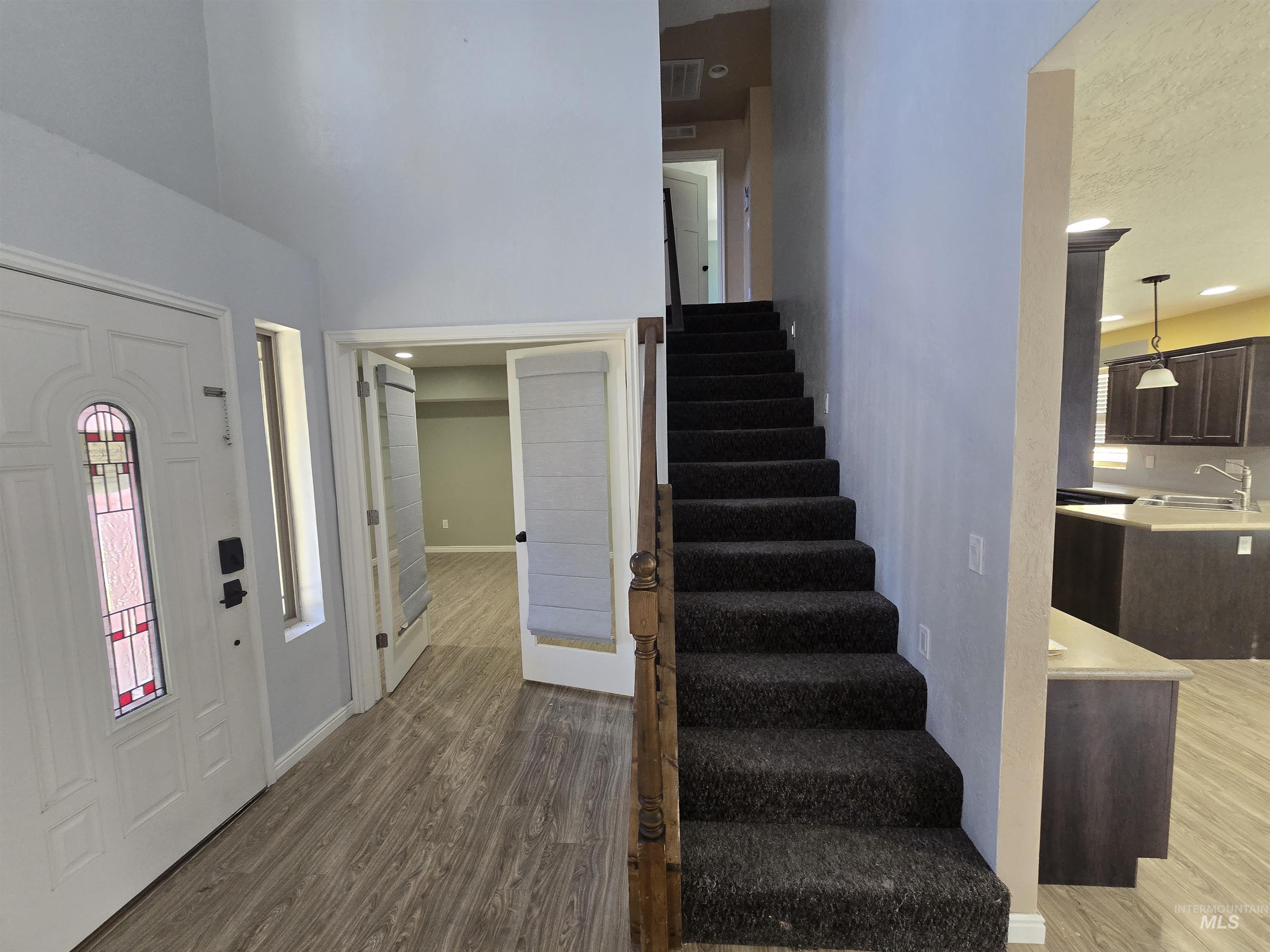 181 Villa Dr., Heyburn, Idaho 83336, 3 Bedrooms, 3 Bathrooms, Residential For Sale, Price $345,000,MLS 98967198