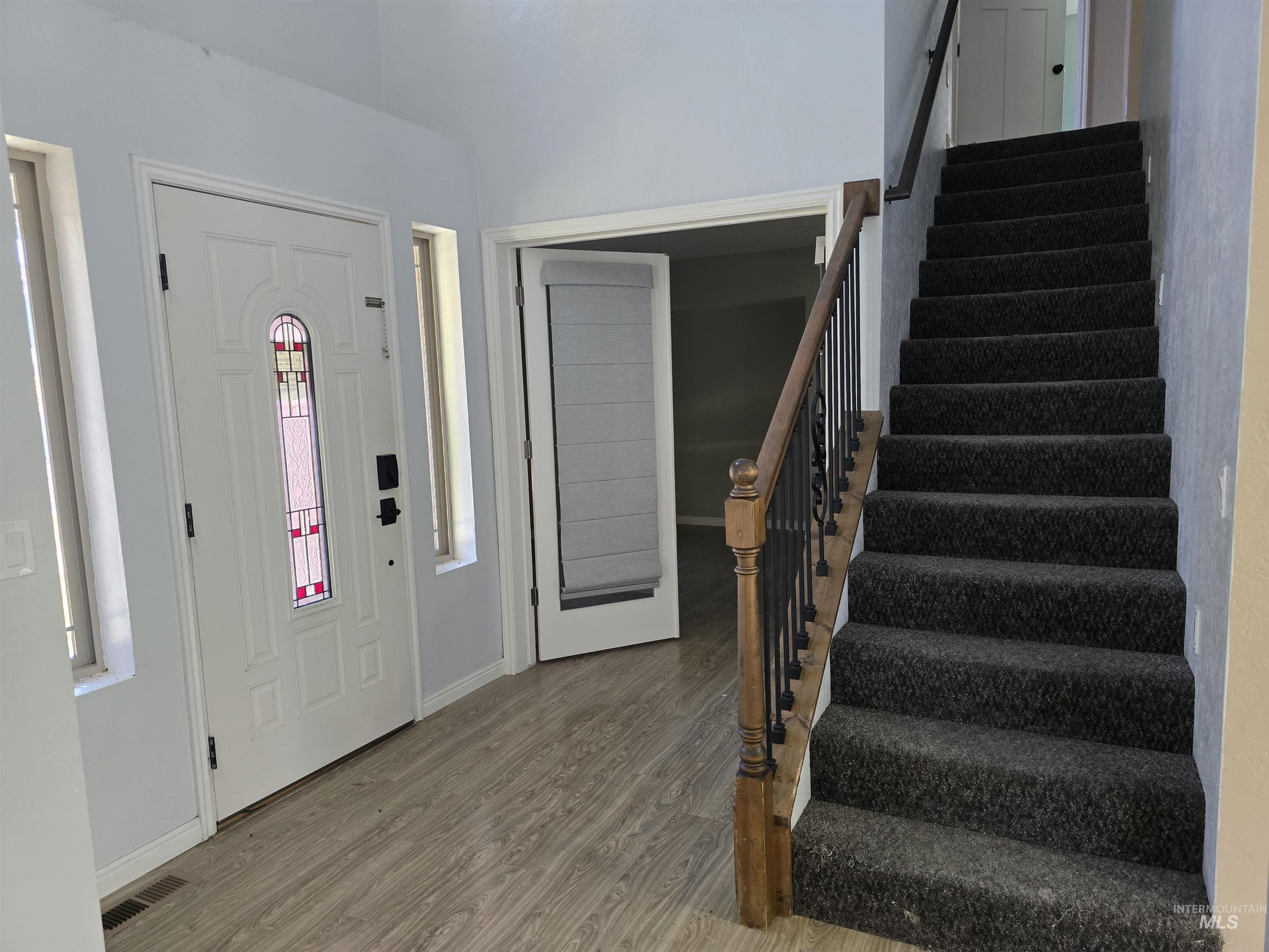 181 Villa Dr., Heyburn, Idaho 83336, 3 Bedrooms, 3 Bathrooms, Residential For Sale, Price $345,000,MLS 98967198