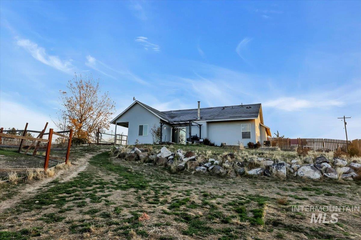 15046 Burger Lane, Caldwell, Idaho 83607, 3 Bedrooms, 2 Bathrooms, Residential For Sale, Price $479,900,MLS 98967199