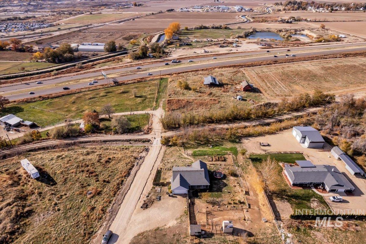 15046 Burger Lane, Caldwell, Idaho 83607, 3 Bedrooms, 2 Bathrooms, Residential For Sale, Price $479,900,MLS 98967199