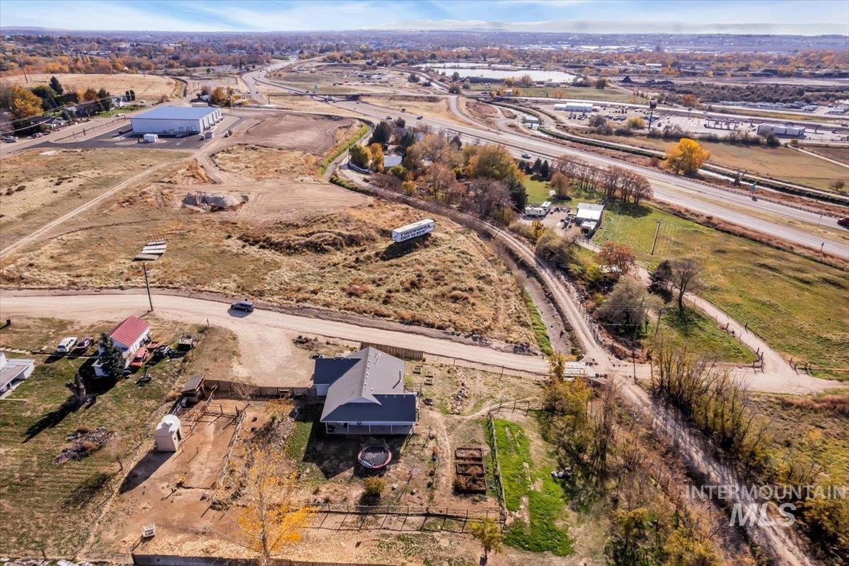 15046 Burger Lane, Caldwell, Idaho 83607, 3 Bedrooms, 2 Bathrooms, Residential For Sale, Price $479,900,MLS 98967199