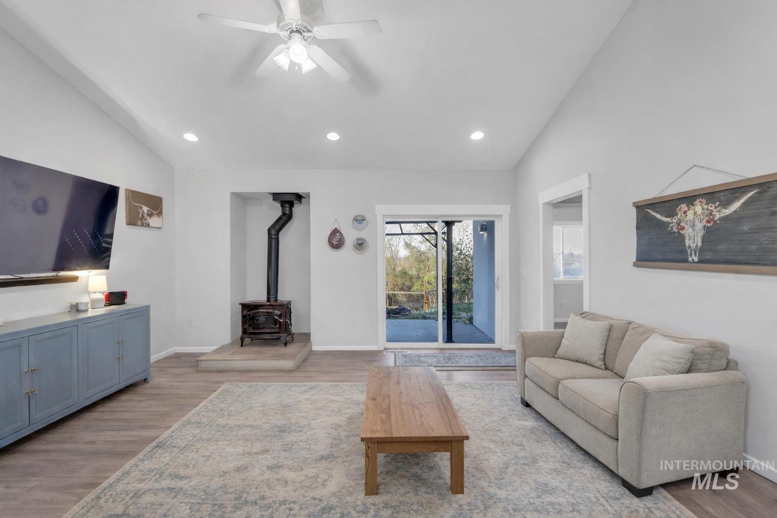 15046 Burger Lane, Caldwell, Idaho 83607, 3 Bedrooms, 2 Bathrooms, Residential For Sale, Price $479,900,MLS 98967199