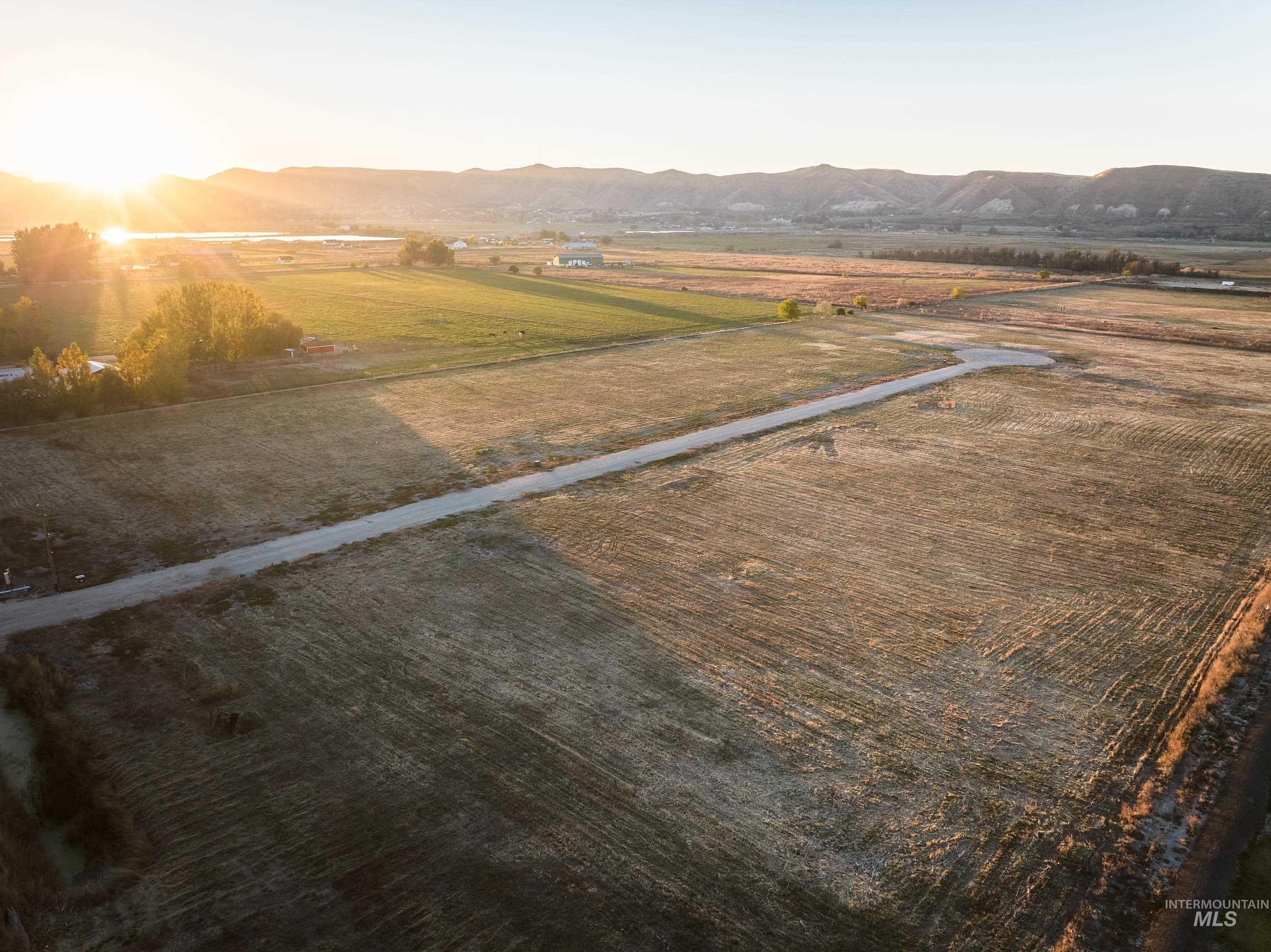 3250 Grace Lane, Emmett, Idaho 83617, Land For Sale, Price $325,000,MLS 98967200