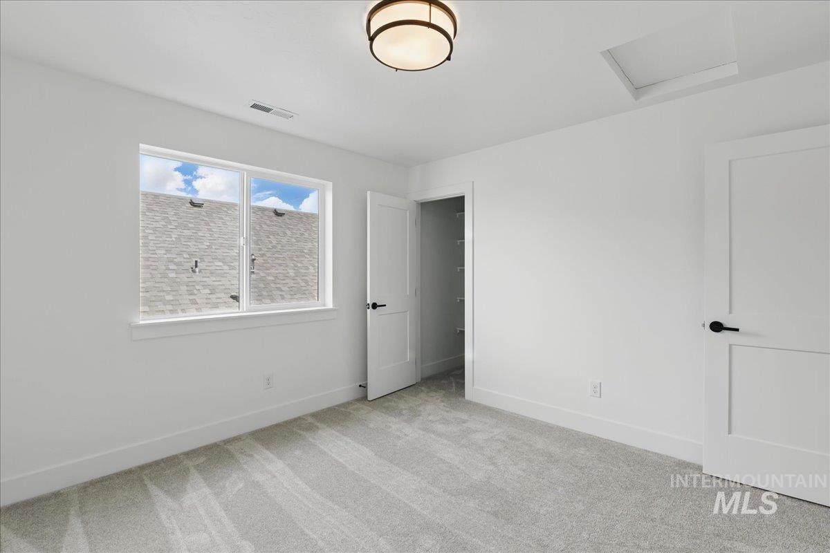 7624 W Old School St, Meridian, Idaho 83646, 4 Bedrooms, 3 Bathrooms, Residential For Sale, Price $644,900,MLS 98967210