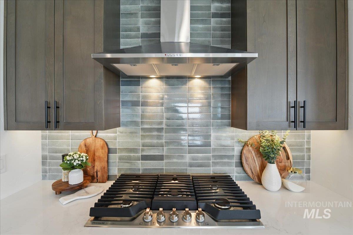 7624 W Old School St, Meridian, Idaho 83646, 4 Bedrooms, 3 Bathrooms, Residential For Sale, Price $644,900,MLS 98967210