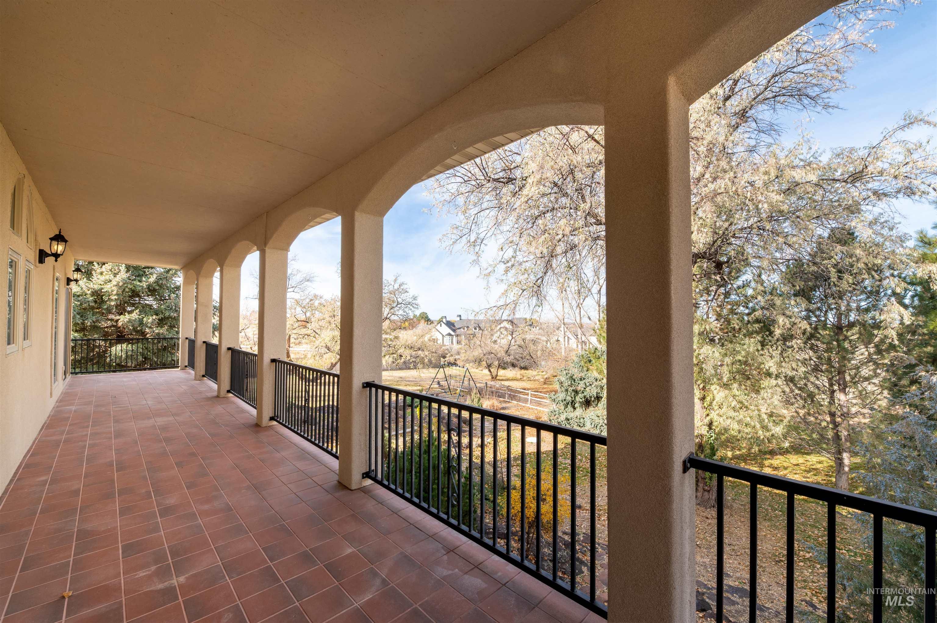 4065 N Canyon Ridge Dr, Twin Falls, Idaho 83301, 3 Bedrooms, 3 Bathrooms, Residential For Sale, Price $650,000,MLS 98967212