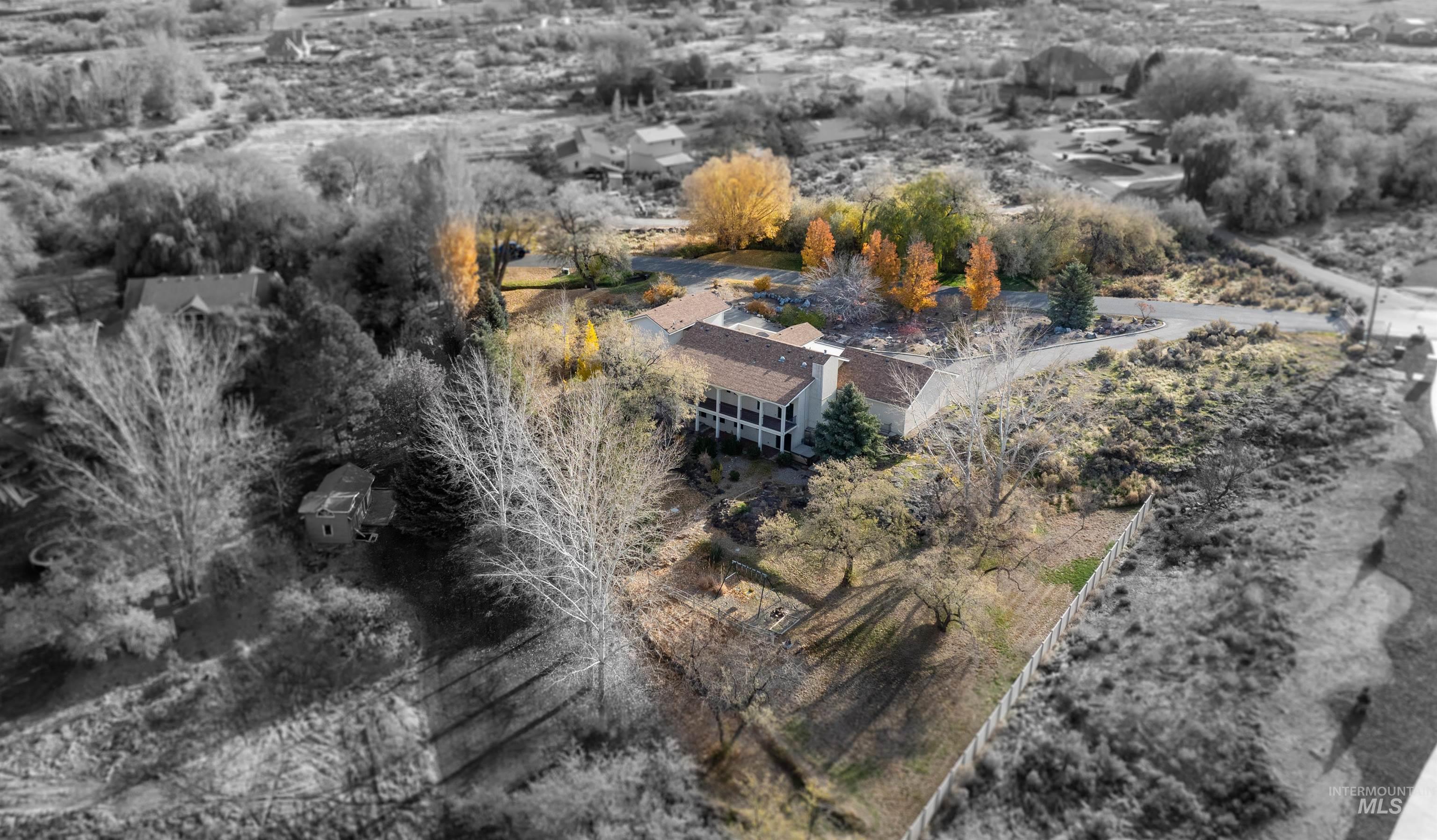 4065 N Canyon Ridge Dr, Twin Falls, Idaho 83301, 3 Bedrooms, 3 Bathrooms, Residential For Sale, Price $650,000,MLS 98967212