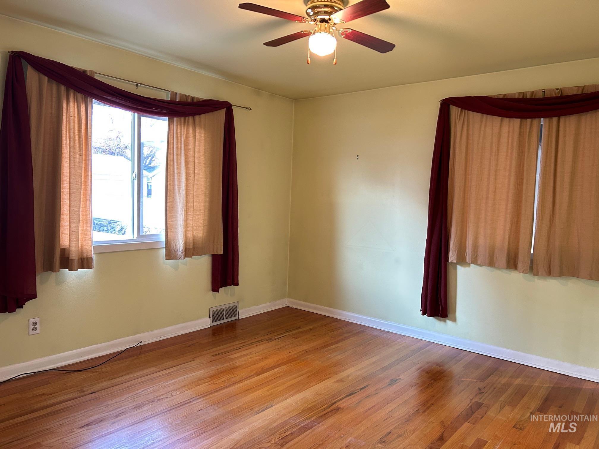 112 17th Ave, Lewiston, Idaho 83501, 3 Bedrooms, 2 Bathrooms, Residential For Sale, Price $389,900,MLS 98967213