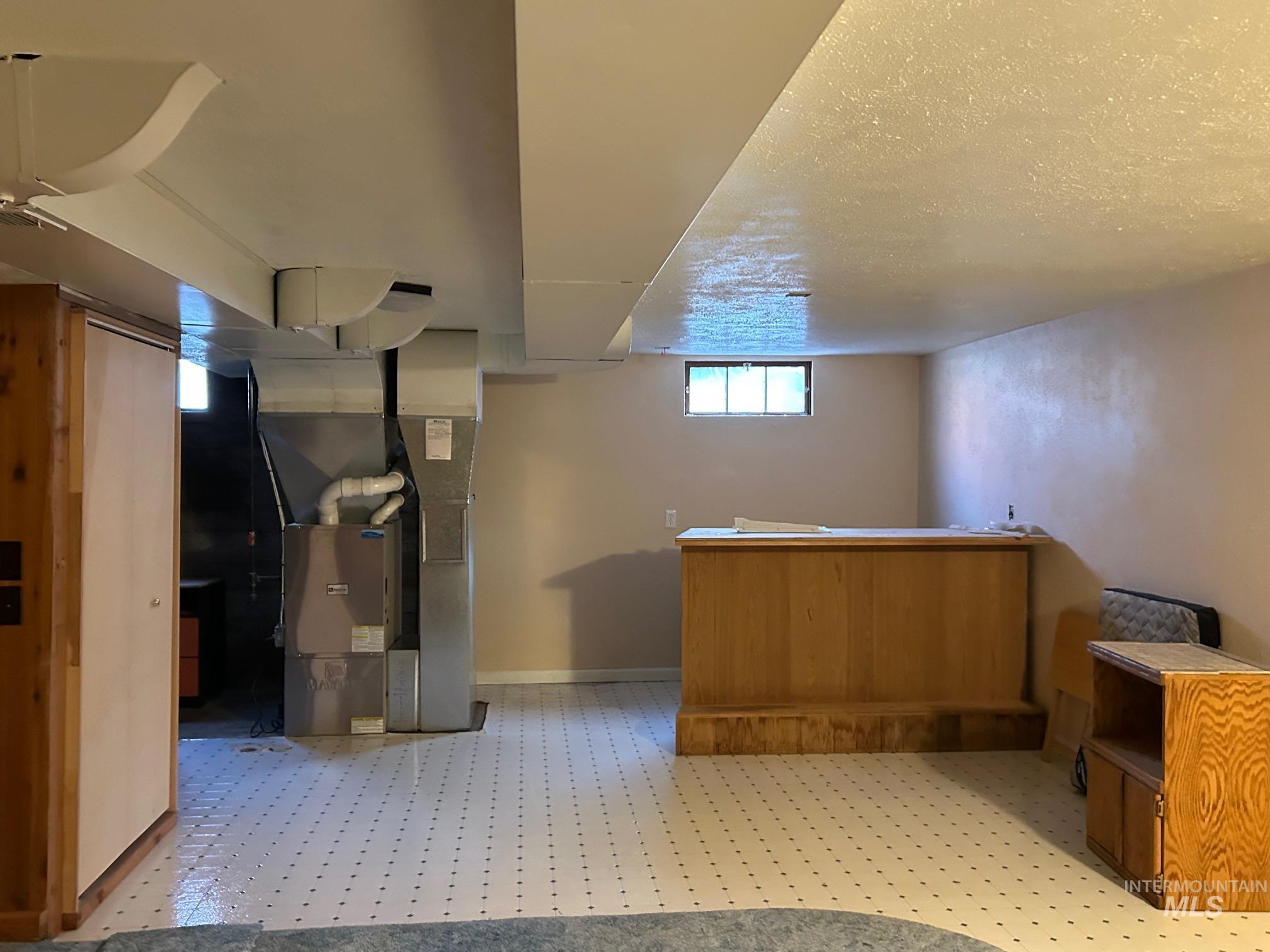 112 17th Ave, Lewiston, Idaho 83501, 3 Bedrooms, 2 Bathrooms, Residential For Sale, Price $389,900,MLS 98967213