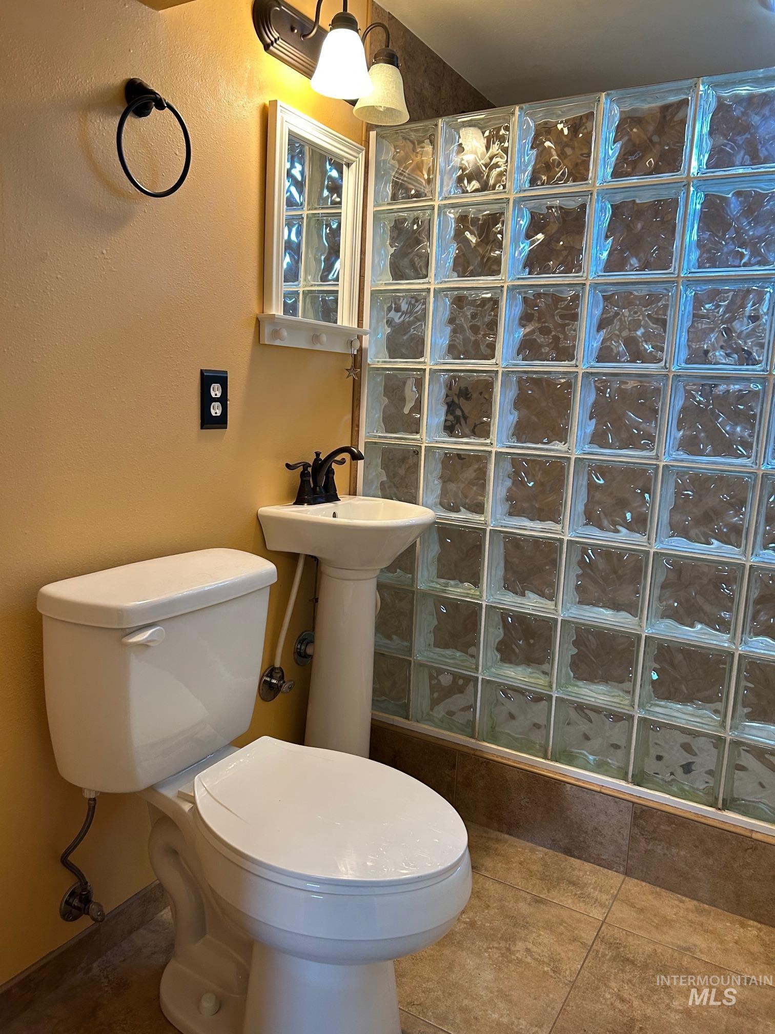 112 17th Ave, Lewiston, Idaho 83501, 3 Bedrooms, 2 Bathrooms, Residential For Sale, Price $389,900,MLS 98967213