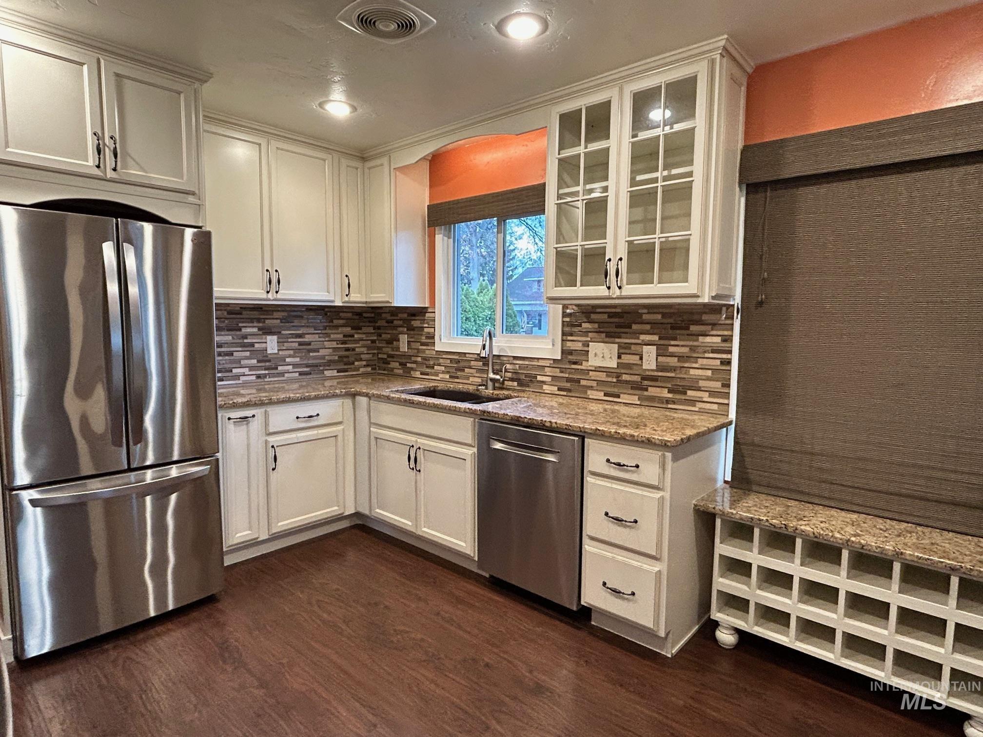 112 17th Ave, Lewiston, Idaho 83501, 3 Bedrooms, 2 Bathrooms, Residential For Sale, Price $389,900,MLS 98967213